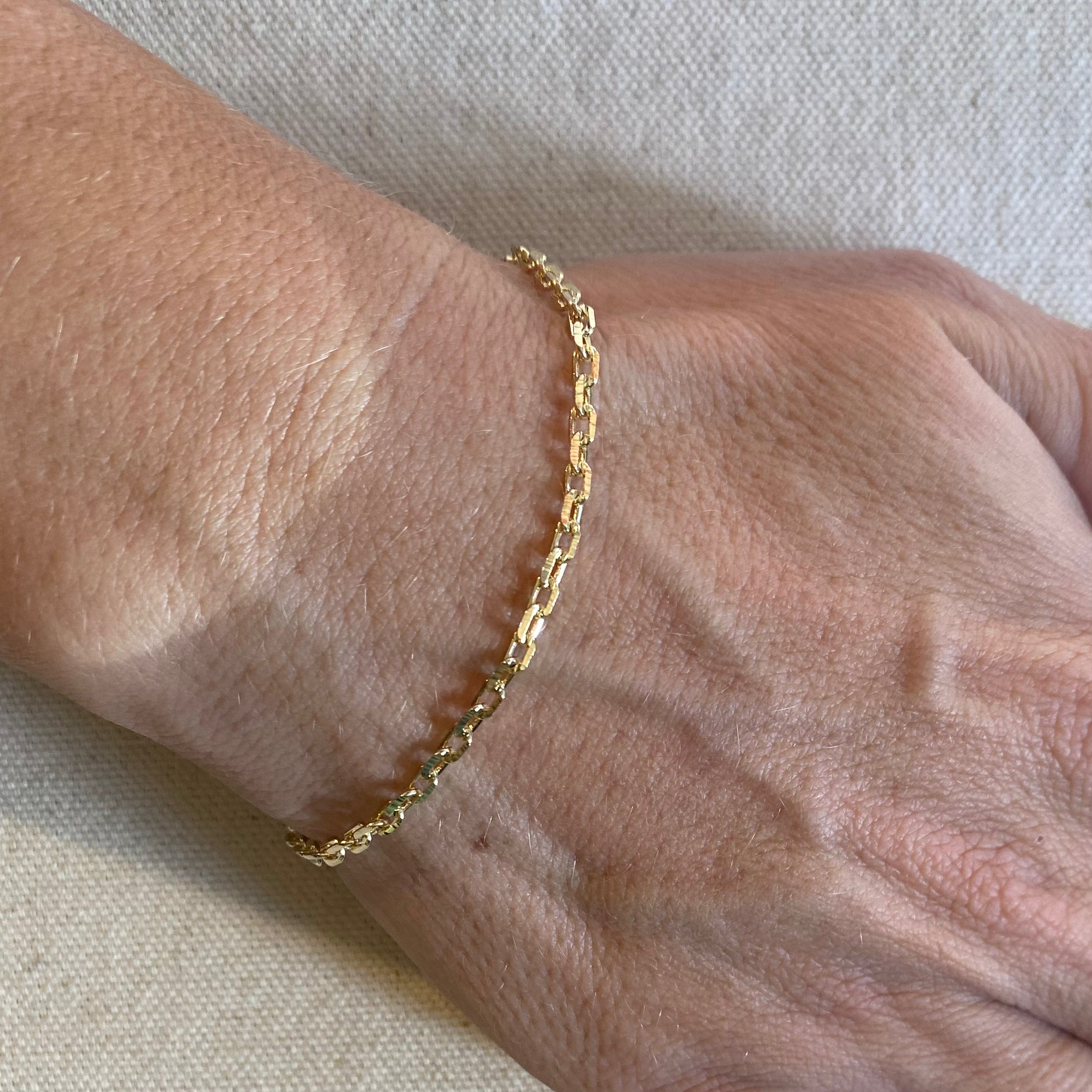 18K Gold Filled Diamond Cut Anchor Link Bracelet for Women - Elegant Nautical Jewelry Gift for Birthday, Anniversary & Everyday Wear