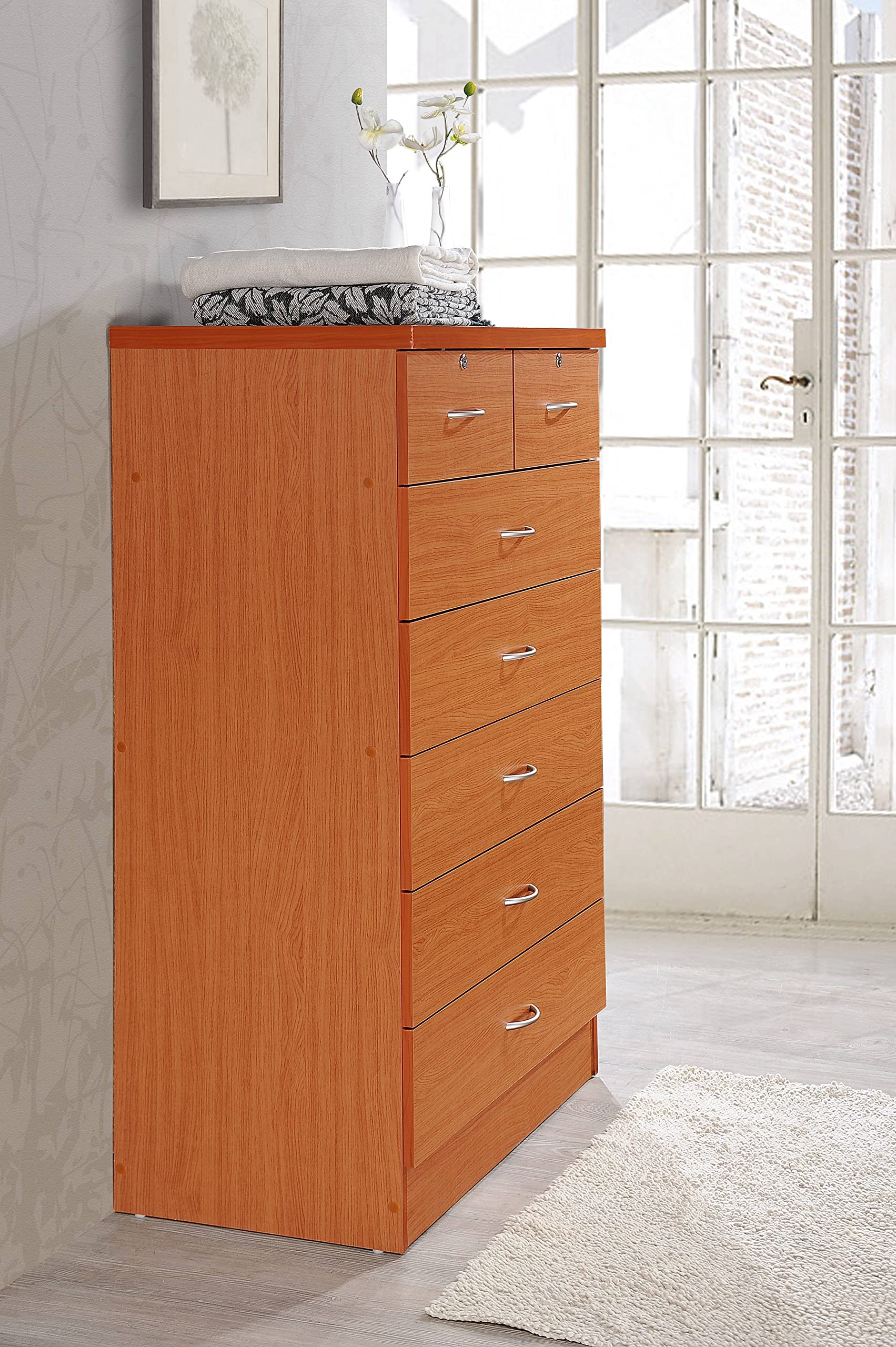 HODEDAH 7-Drawer Wooden Dresser for Bedroom - 31.5 Inch Wide Chest of Drawers with 2 Lockable Top Drawers - Cherry Finish Clothing Storage Organizer - Perfect for Bedroom, Nursery, or Closet Organization