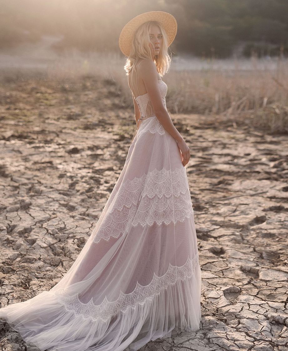 Elegant A-Line Lace Boho Wedding Dress with Spaghetti Straps - Perfect for Beach Weddings & Romantic Outdoor Ceremonies