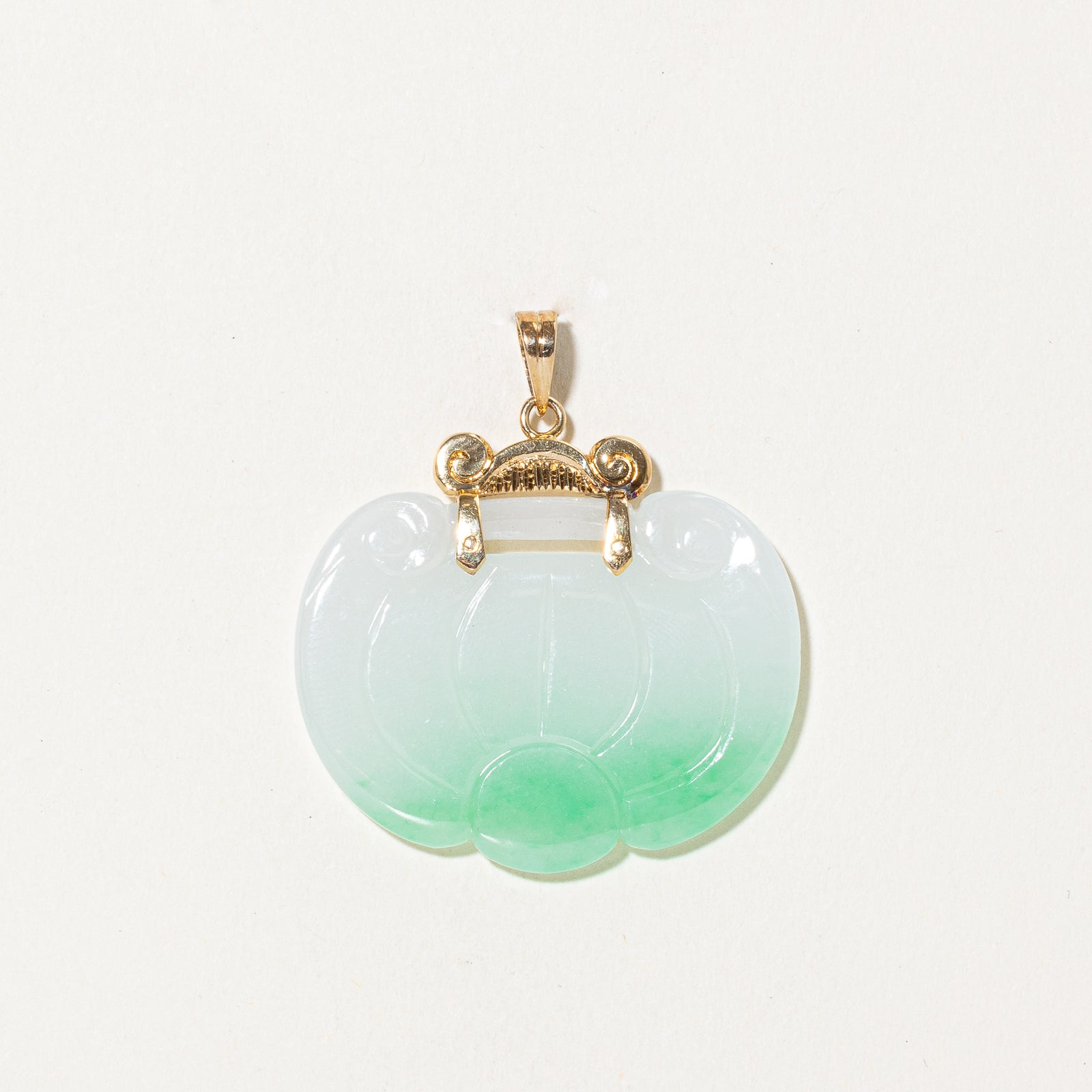 Exquisite 40.00ct Carved Jadeite Pendant Necklace - Natural Green Jade Jewelry for Women - Perfect for Weddings, Gifts & Special Occasions
