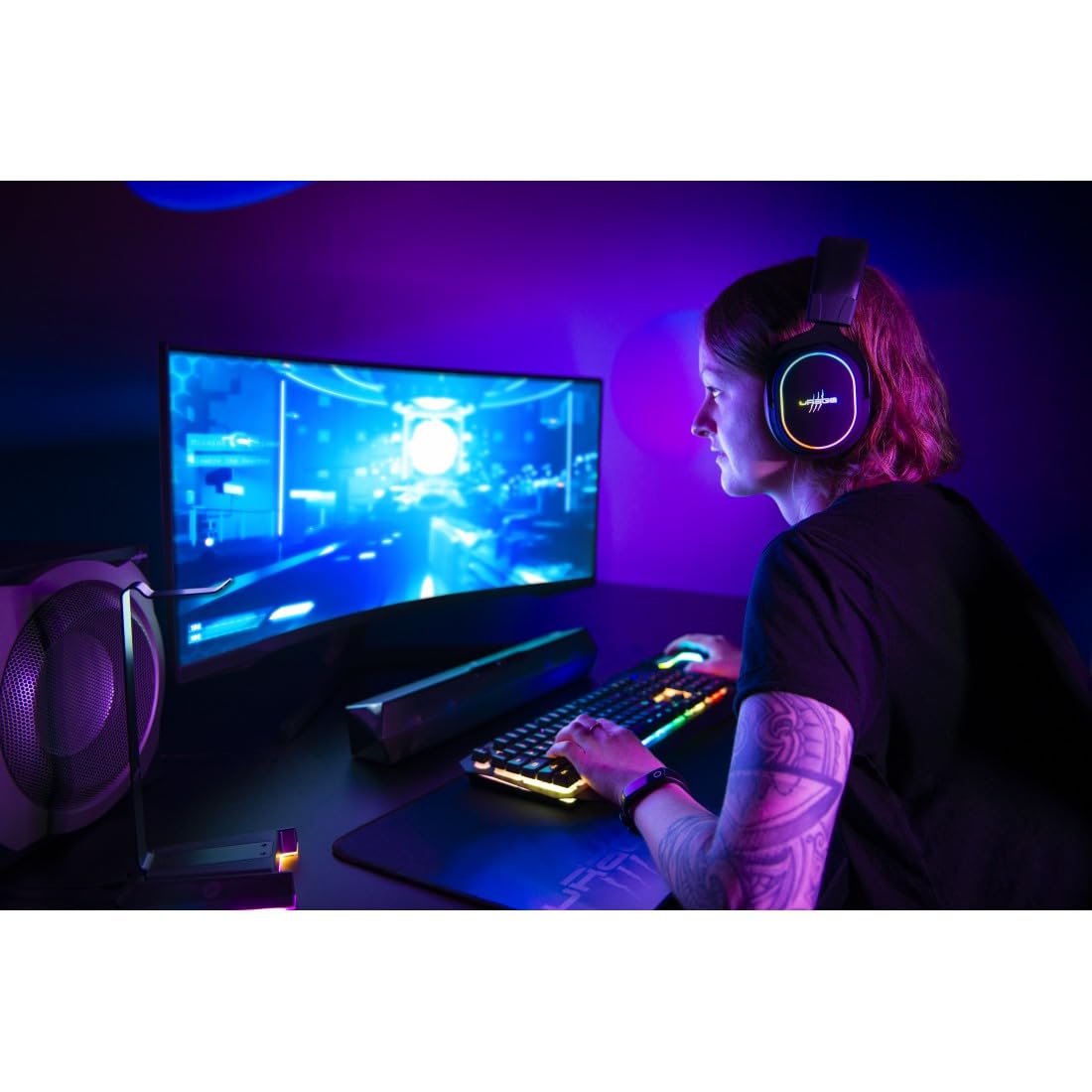 uRage Gaming Headset SoundZ 800.7.1 V2 - Wired 7.1 Virtual Surround Sound Headphones for PS5, PC, Xbox - Multi-Platform Gaming Headset with 2m USB Cable (Black) - Perfect for Competitive Gaming & Immersive Audio Experience