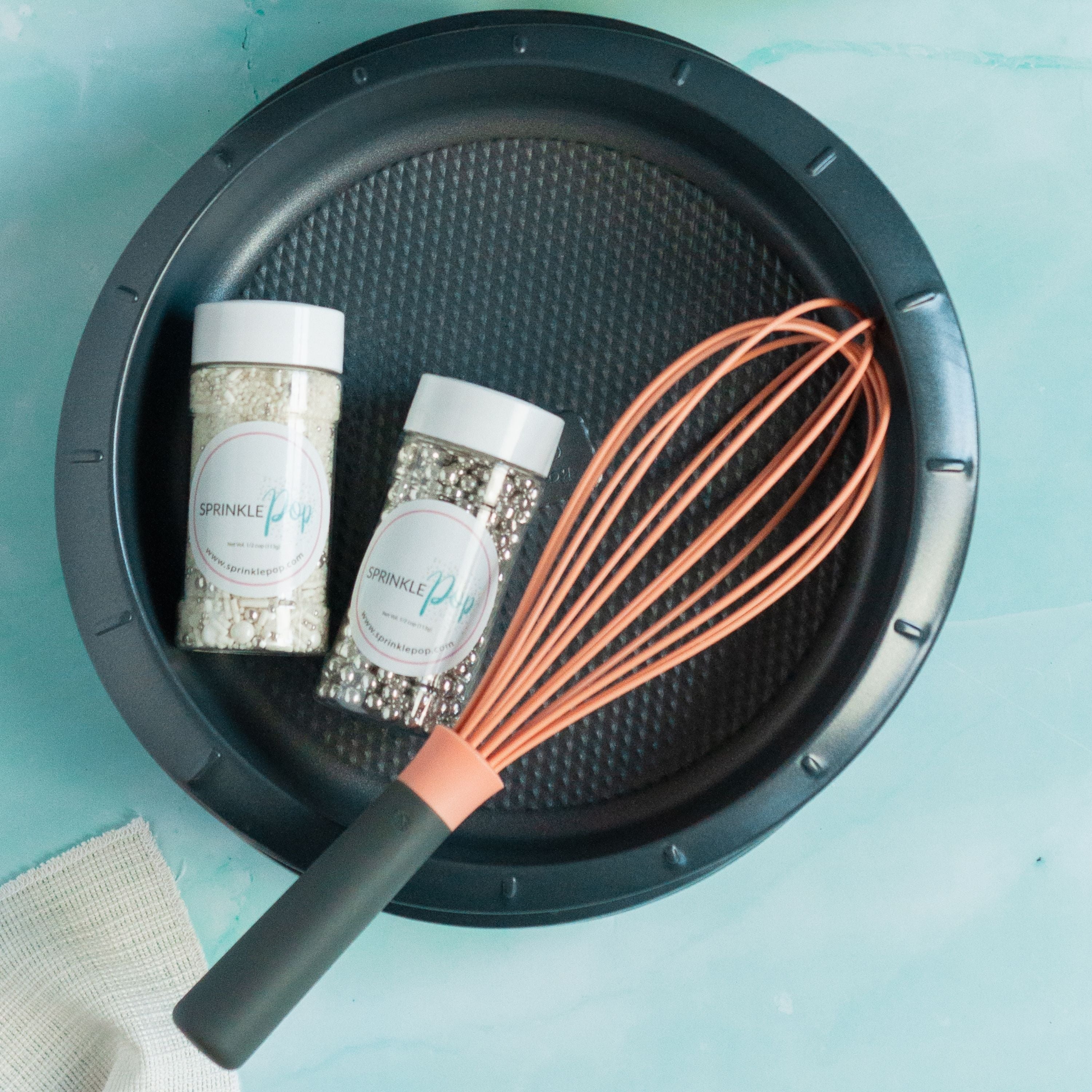 BergHOFF Leo 2-Piece Whisk and Scraper Baking Set - Perfect for Mixing Cake Batter, Cookie Dough & Pancake Batter