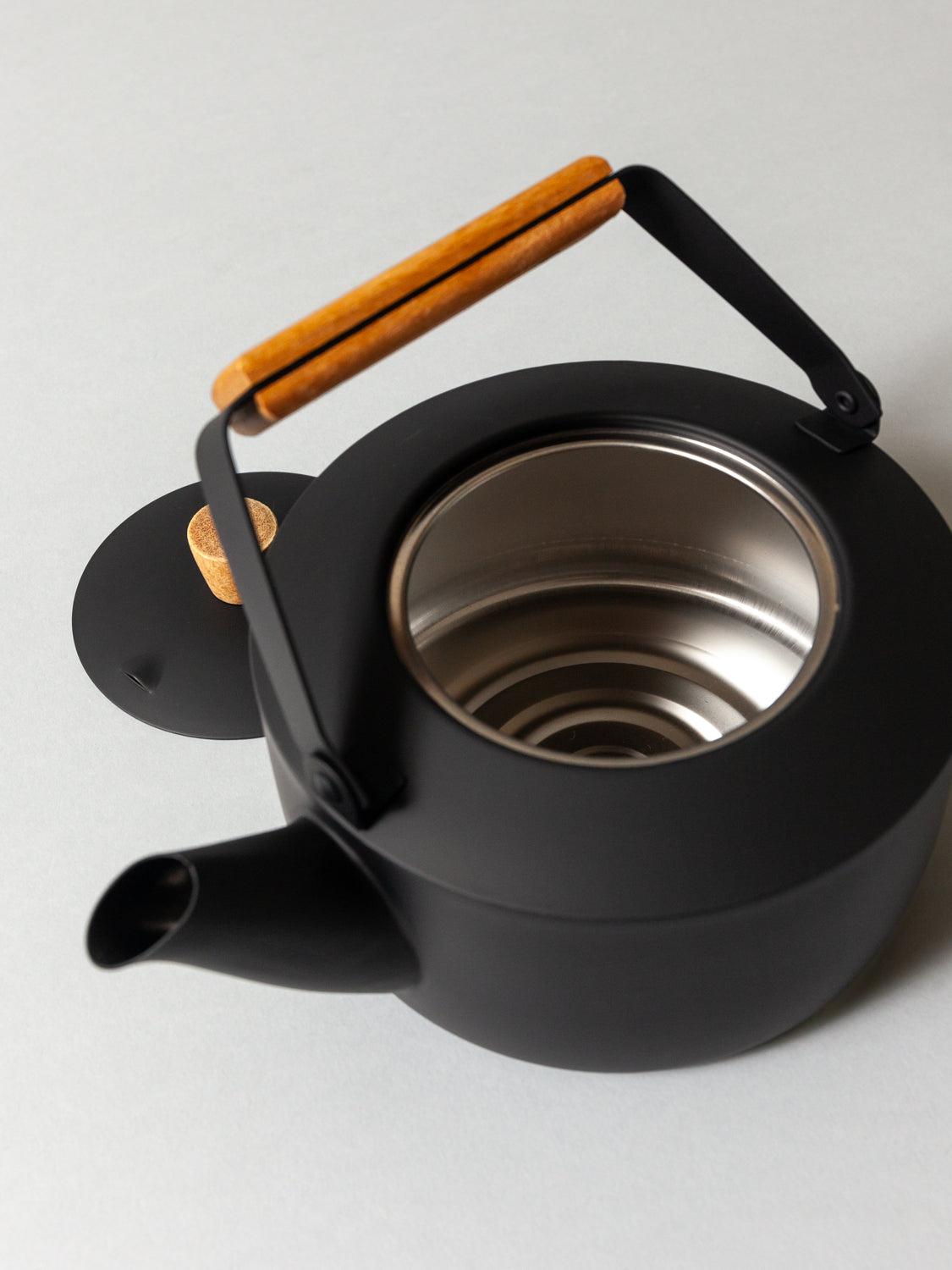 Premium Matte Black Tea Kettle - 1.5L Stainless Steel Stovetop Kettle for Tea, Coffee & Hot Water - Elegant & Durable Design for Home, Office & Kitchen Use