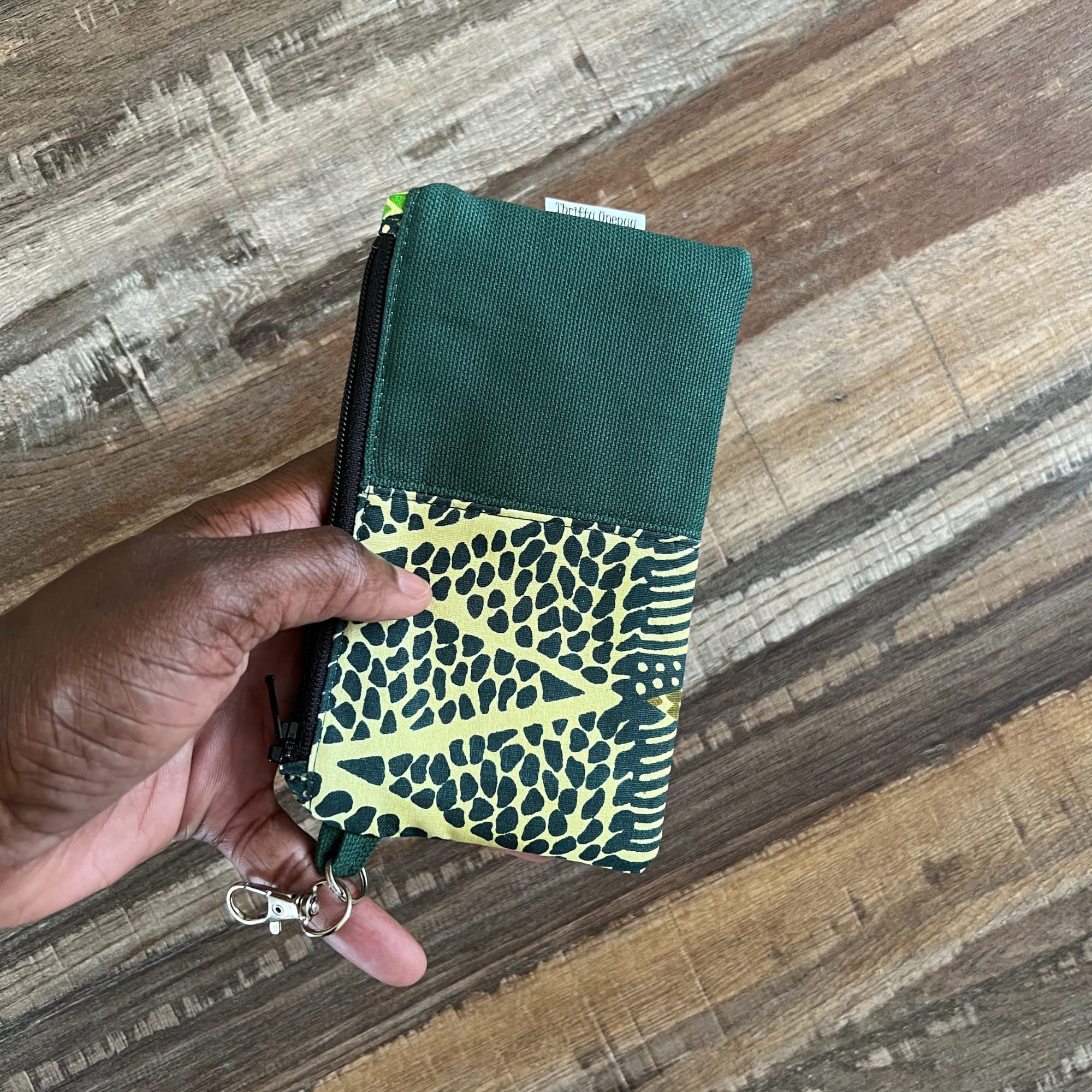 Stylish Green Coin Pouch - African Inspired Change Purse for Women & Men | Perfect for Travel, Shopping & Everyday Use