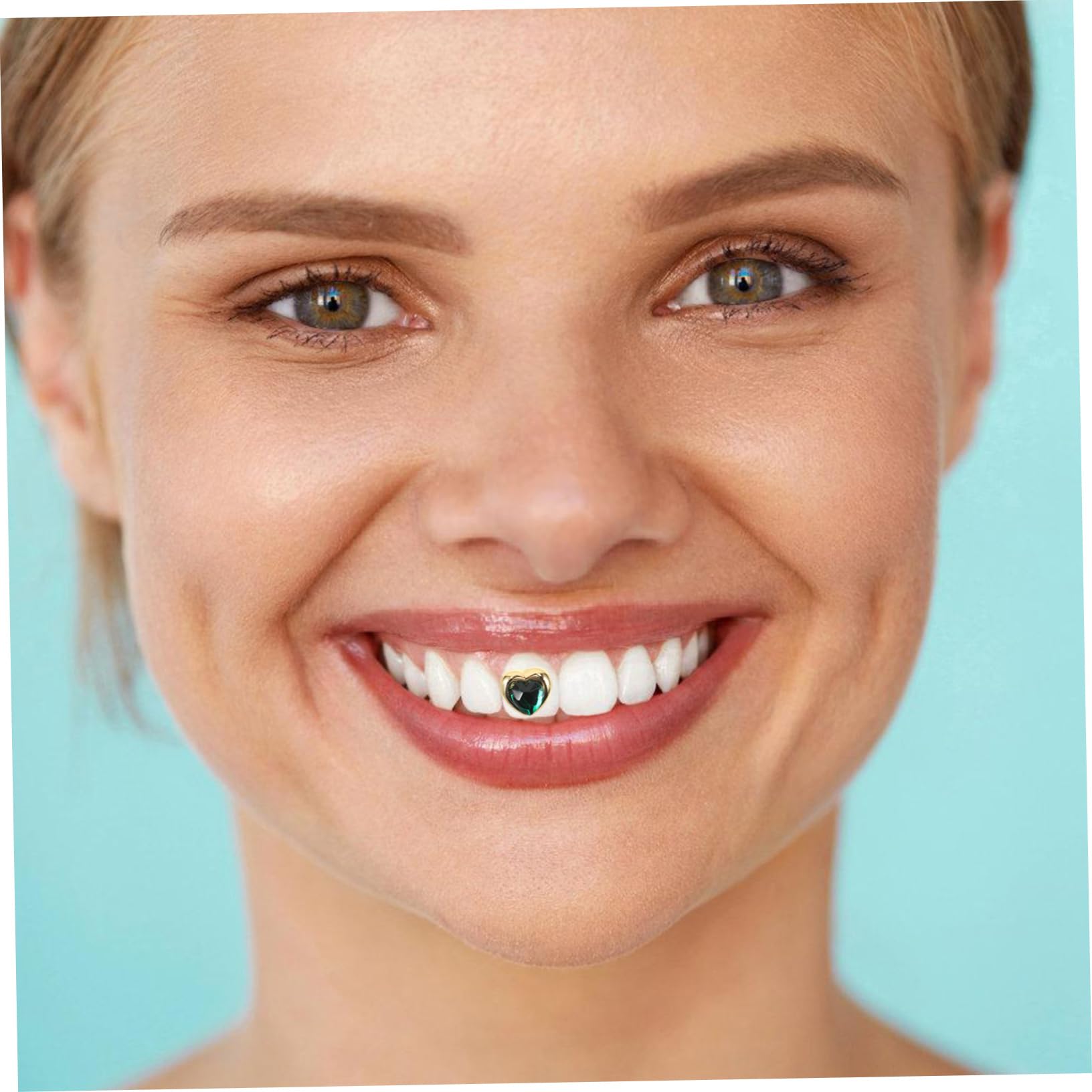 Kesyoo Green Gemstone Heart Design Gold Teeth Grill Braces - Costume Dental Jewelry for Men & Women - Perfect for Halloween, Cosplay & Hip Hop Fashion