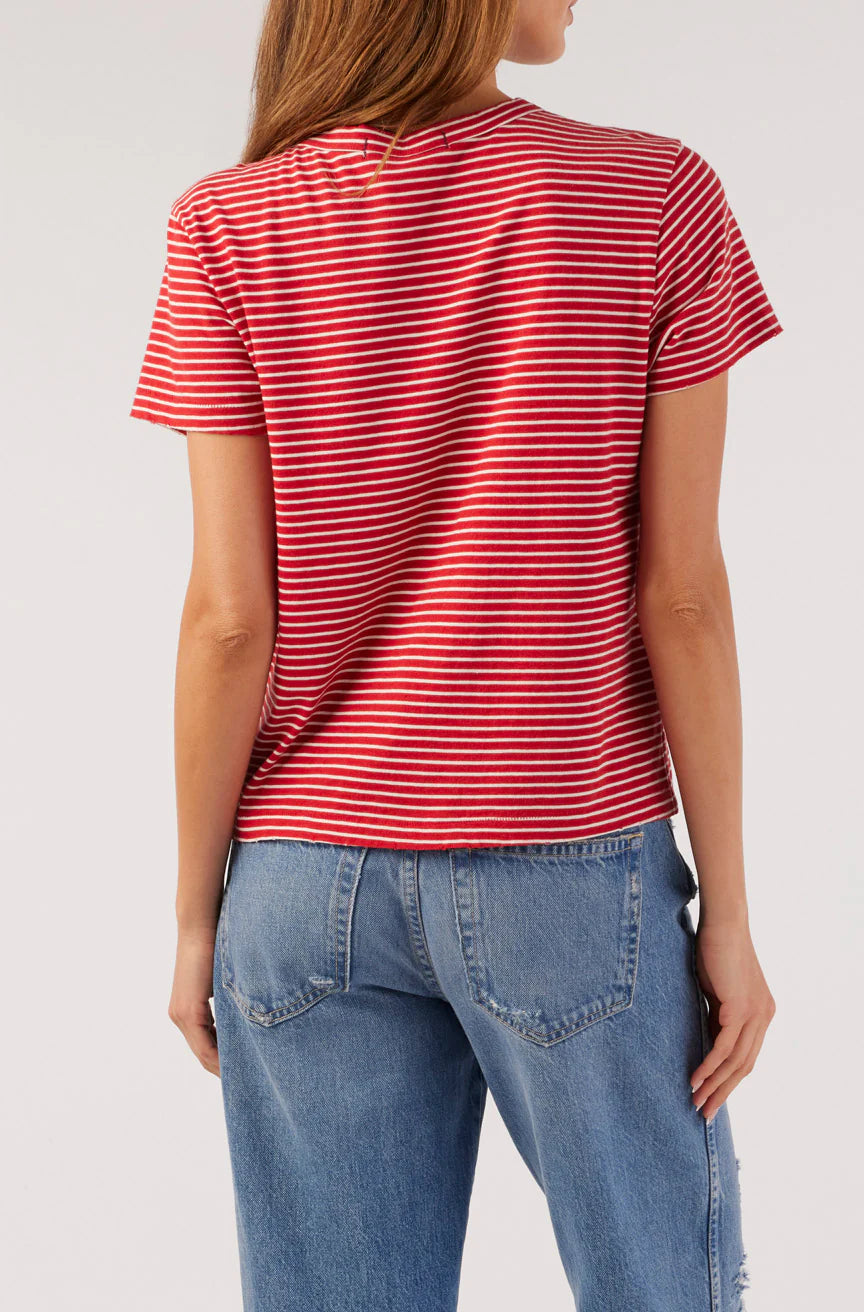 Amo Love Tee - Soft & Stylish Graphic T-Shirt for Women | Trendy Casual & Everyday Wear | Perfect for Dates, Outings & Relaxing