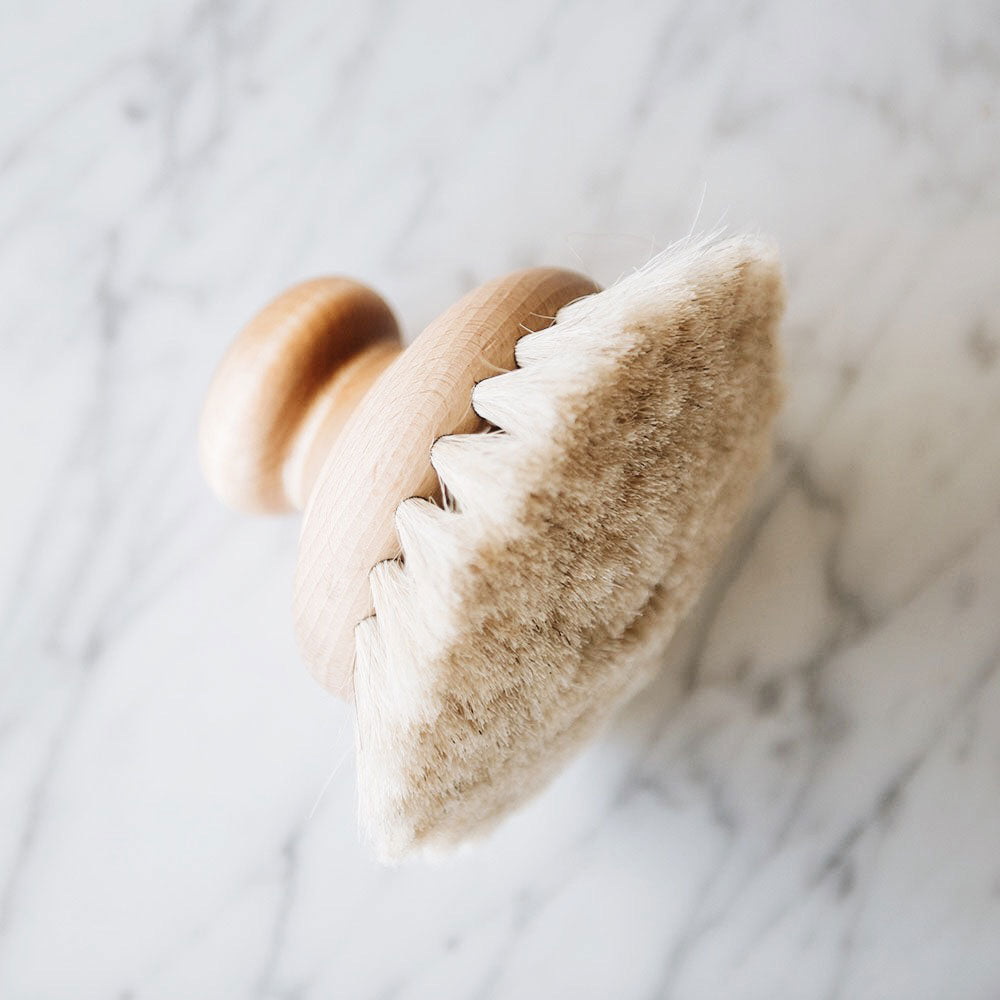 Premium Round Bath Brush with Long Handle - Exfoliating & Massaging for Smooth Skin - Perfect for Shower, Spa & Relaxation at Home