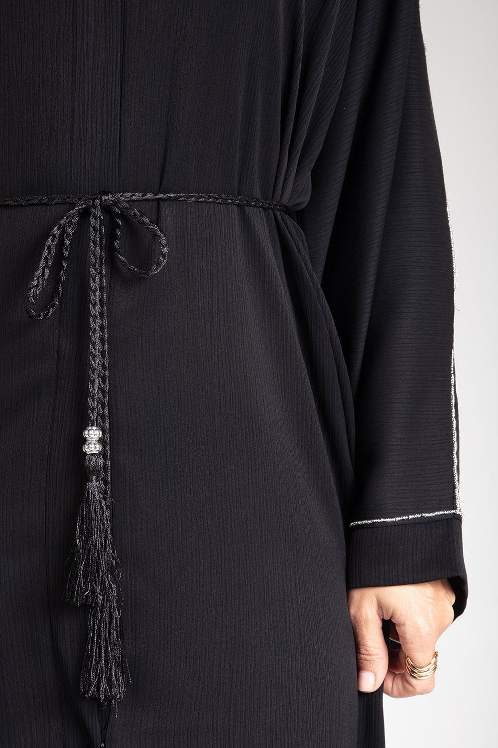 Elegant Black Floral Open Abaya for Women - Modest Muslim Prayer Dress, Evening Wear & Special Occasions