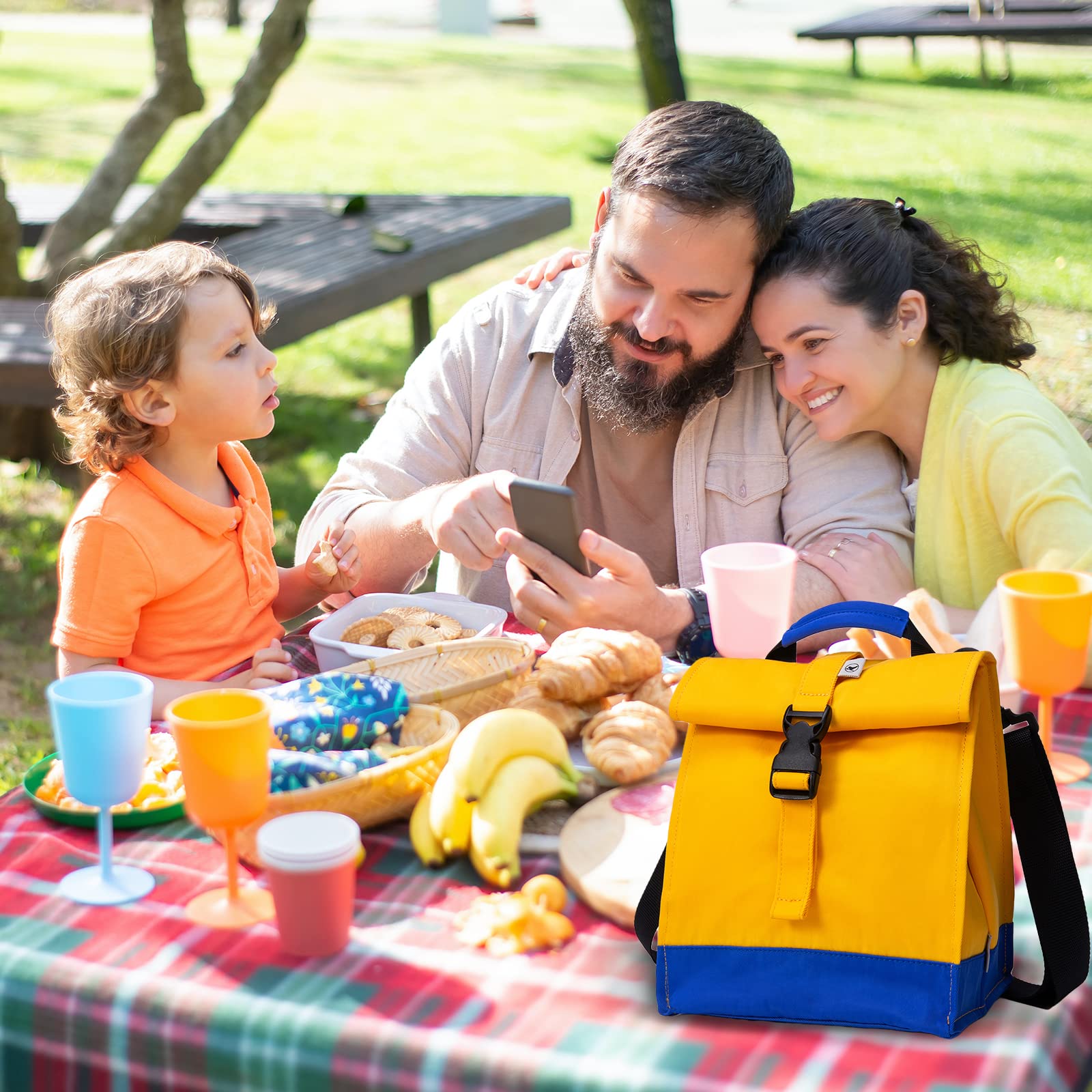 Insulated Lunch Bag with Roll Top - Leakproof & Thermal Lunch Box for Women, Men, Boys & Girls - Perfect for Work, School & Picnics (Yellow)