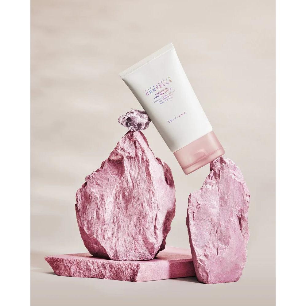 SKIN1004 Madagascar Centella Poremizing Light Gel Cream 75ml | Hydrating & Pore-Reducing Face Moisturizer for Oily & Combination Skin - Perfect for Daily Skincare Routine & Summer Hydration
