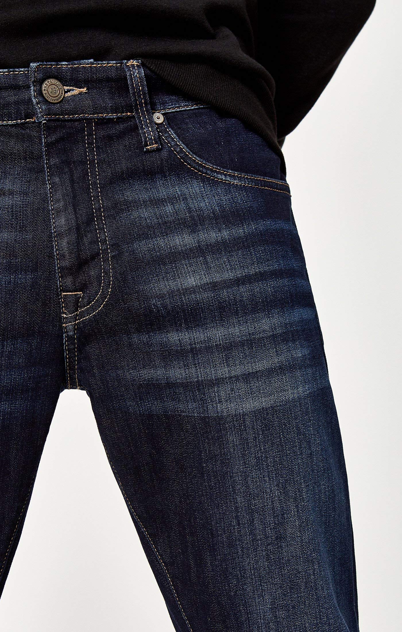 Mavi Jake Men's Slim Fit Jeans - Regular Rise, Slim Leg, Dark Blue Rinse Brushed Williamsburg Denim (40x34) | Comfortable & Stylish for Casual Wear, Office & Night Out