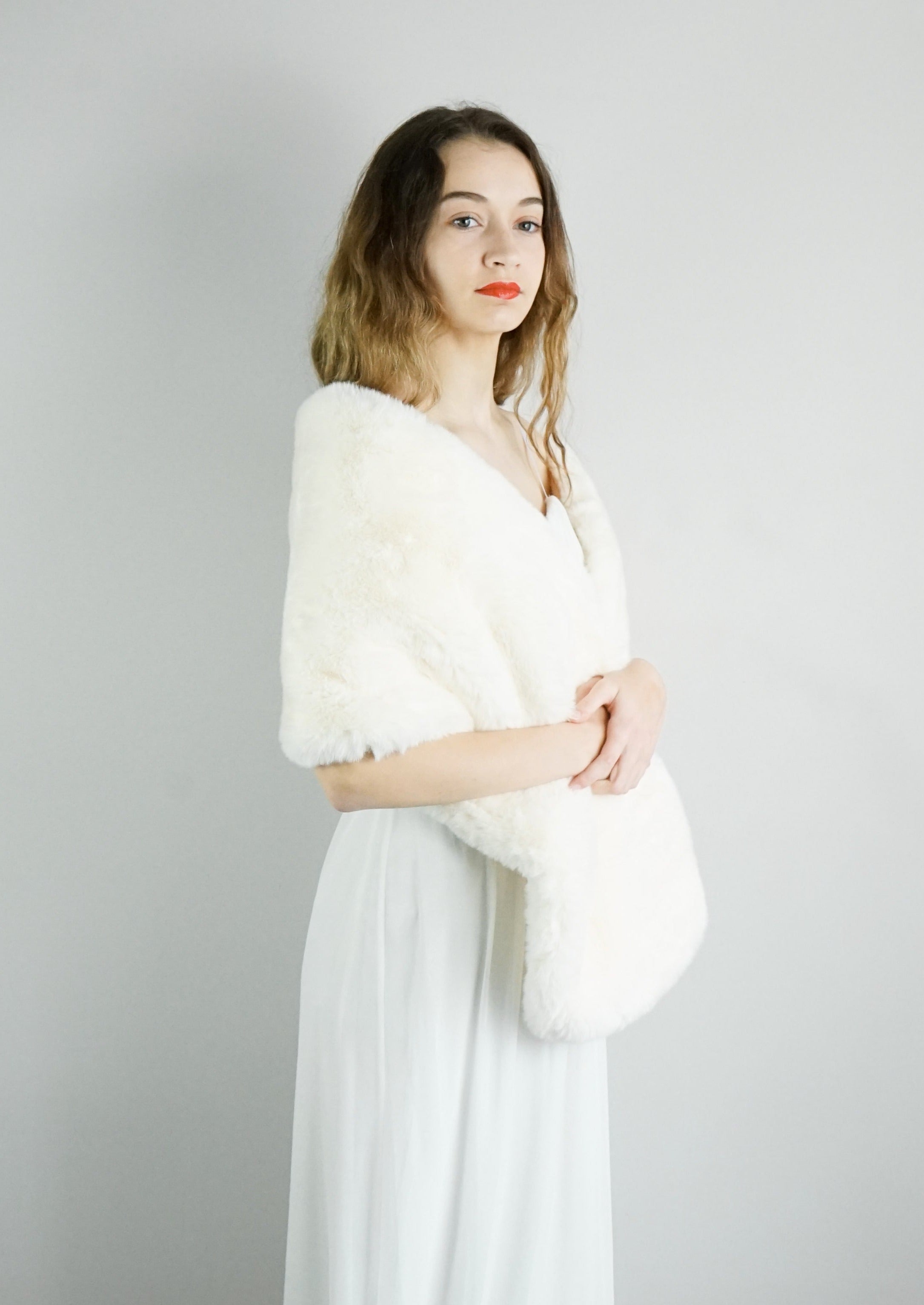 Ivory Faux Fur Bridal Cape - Elegant Wedding Shawl for Bride (Audrey Ivy05) | Perfect for Winter Weddings, Photo Shoots & Formal Events