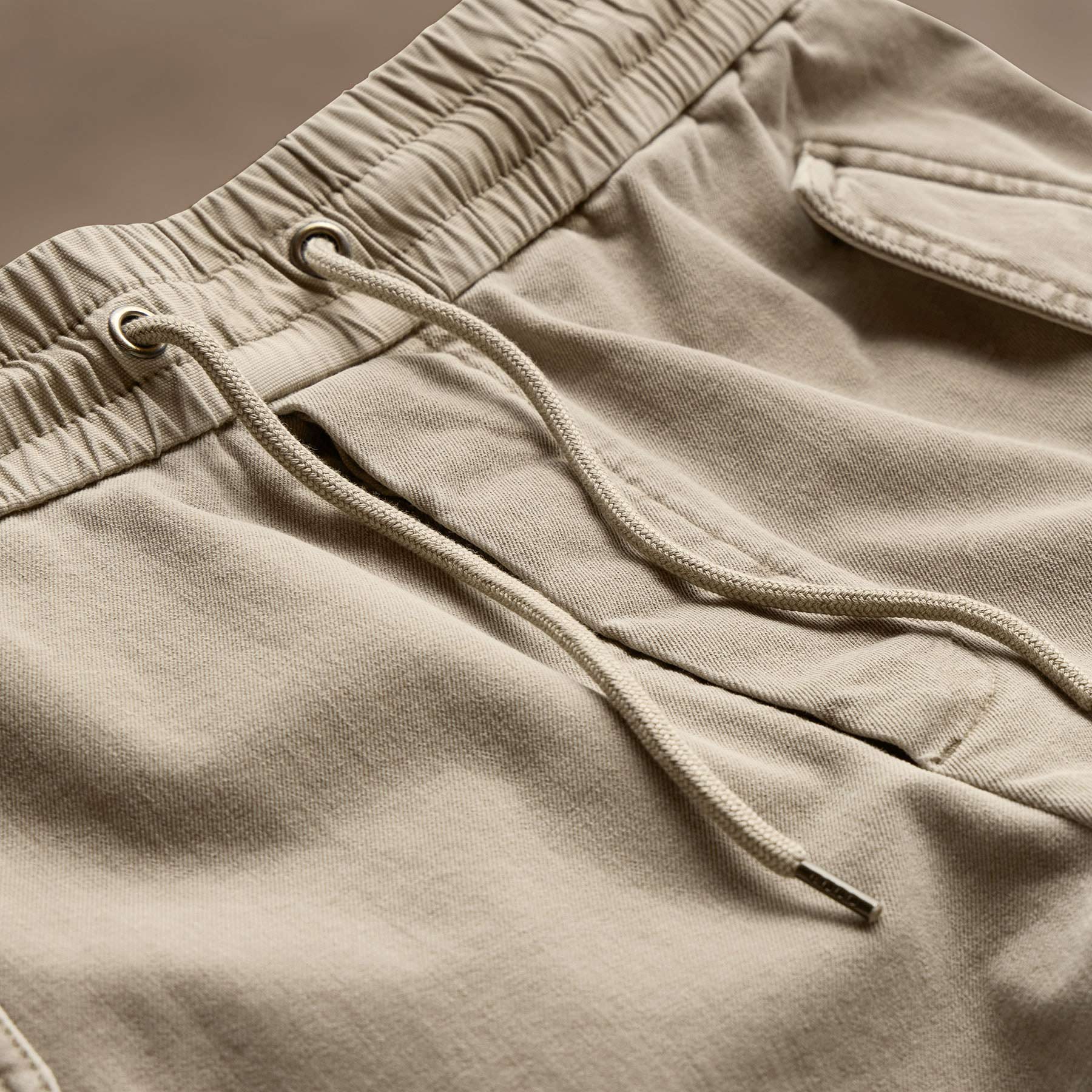 Men's Woven Terry Cargo Pants - Comfortable Overcast Pigment Work Pants for Outdoor Activities, Hiking & Casual Wear