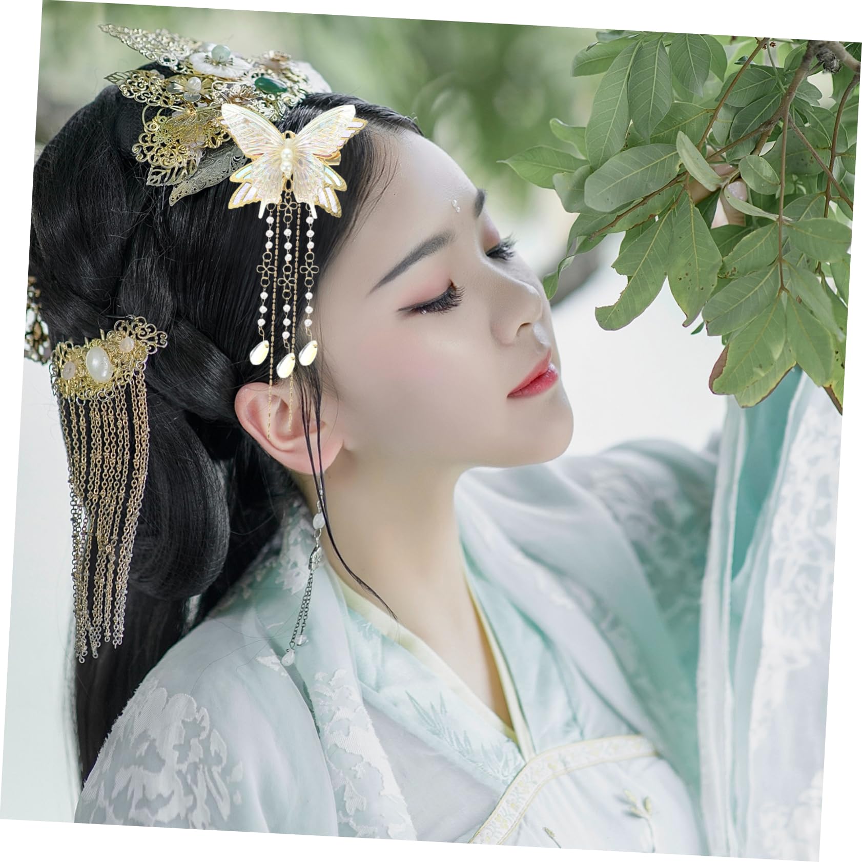 Elegant Moving Butterfly Hair Clip for Women - Adjustable Side Barrette Hair Accessories for Parties, Weddings & Everyday Wear