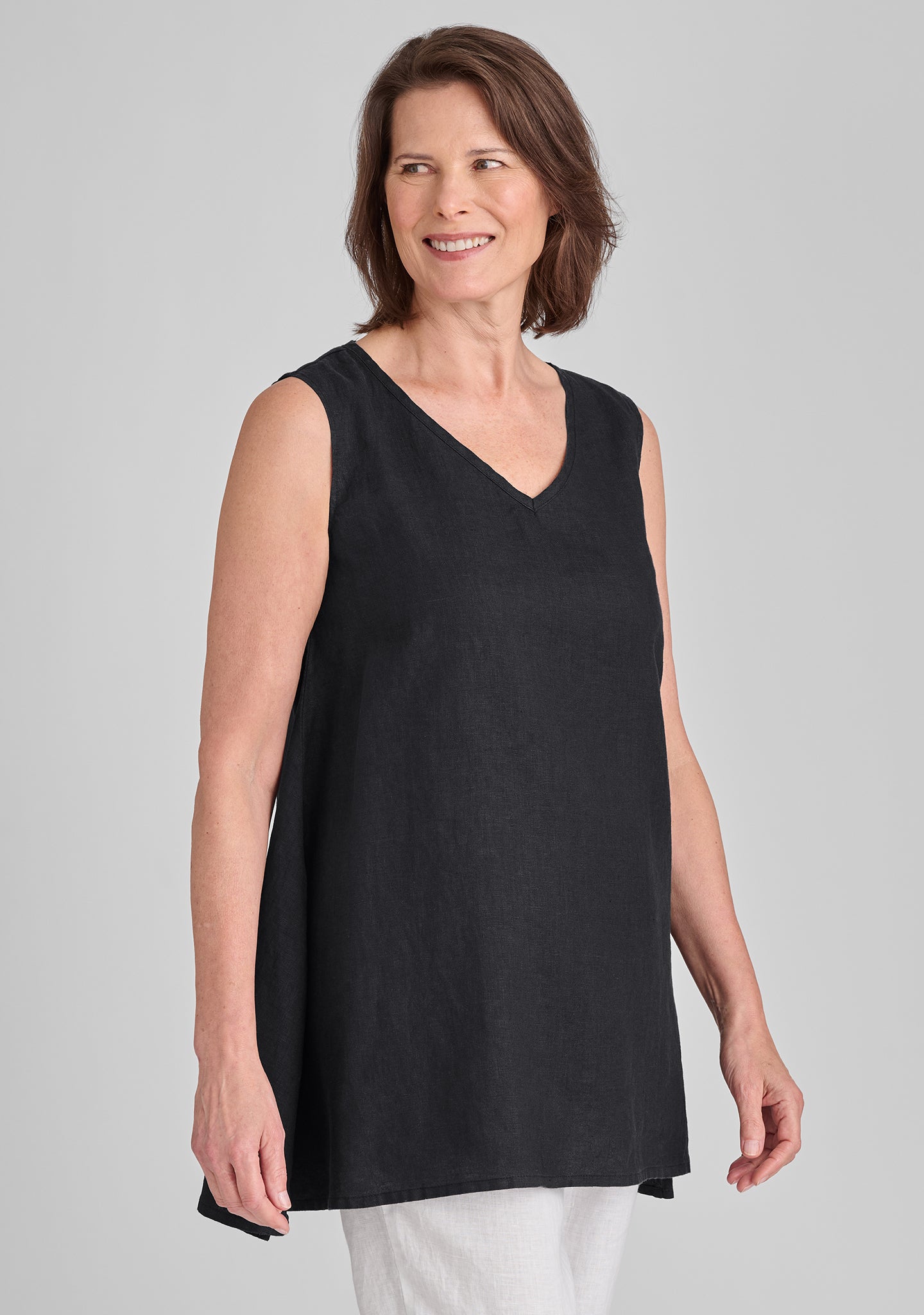 Stylish Linen Tank Tunic Top for Women - Breathable Summer Blouse, Boho Chic Casual Wear - Perfect for Beach Outings, Vacation Dressing & Everyday Comfort