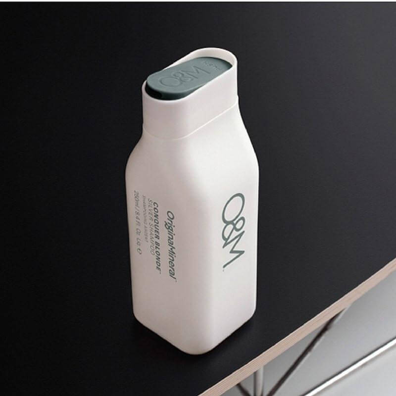 O&M Conquer Blonde Shampoo - Purple Toning Shampoo for Blonde & Gray Hair - Sulfate-Free, Vegan & Cruelty-Free - Brightens & Neutralizes Brassiness - Perfect for Salon-Quality Blonde Hair Care at Home