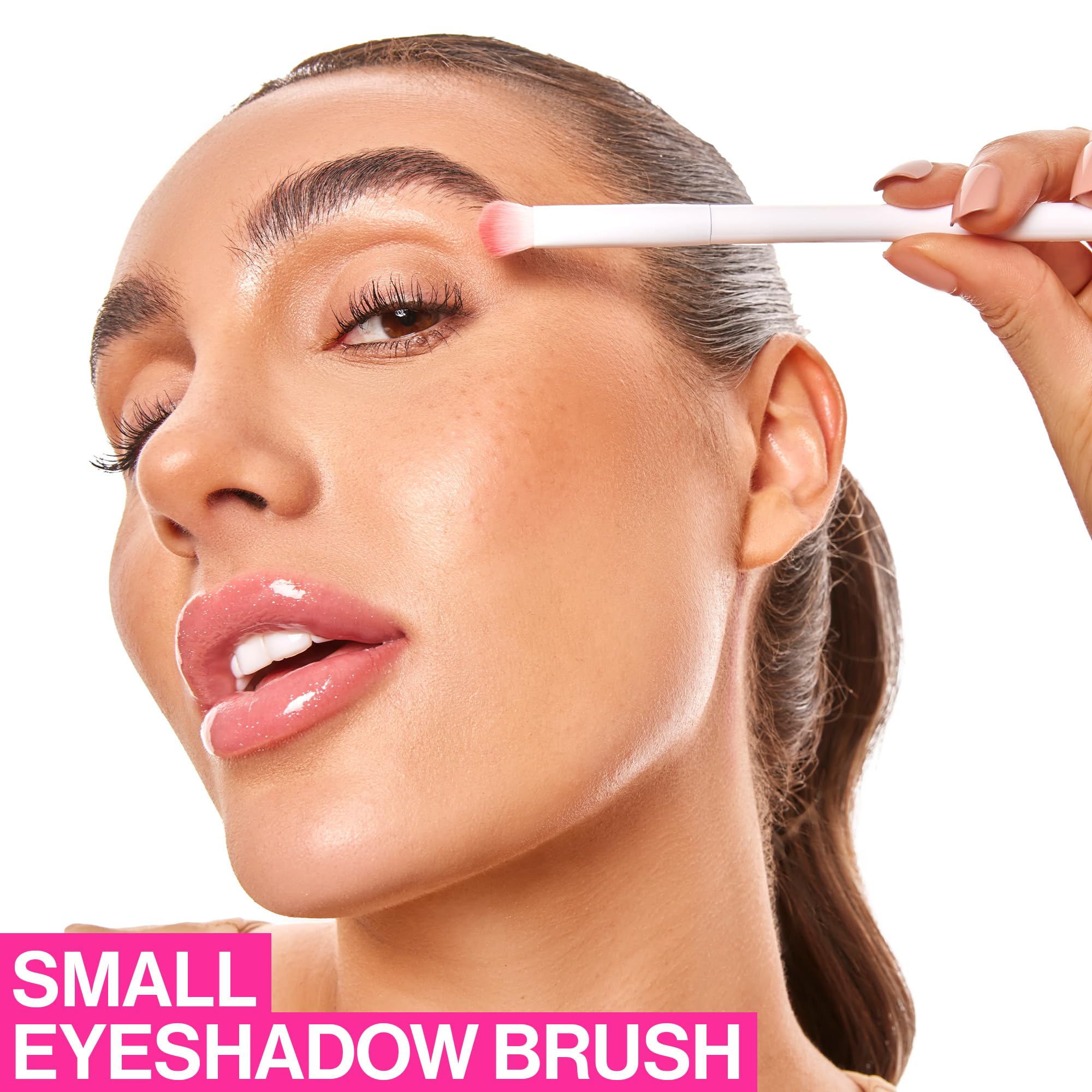 Wet n Wild Small Eyeshadow Brush - White | Professional Makeup Brush for Precise Eyeshadow Application | Perfect for Travel & Everyday Makeup