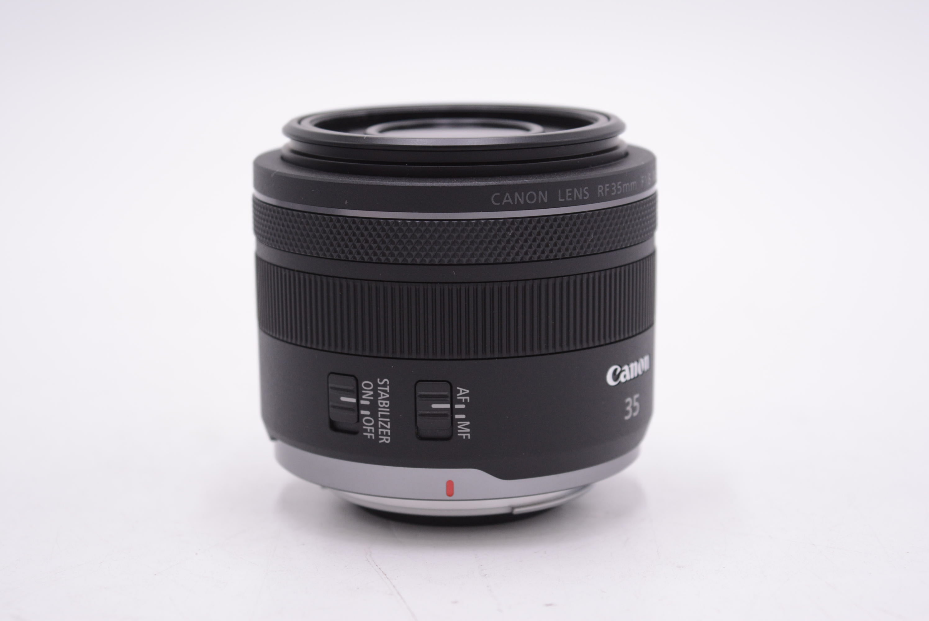 Canon RF 35mm F1.8 Macro IS STM Lens - Fast Aperture Prime Lens for Portrait & Low Light Photography | Used Condition | Perfect for Travel, Street & Macro Shooting