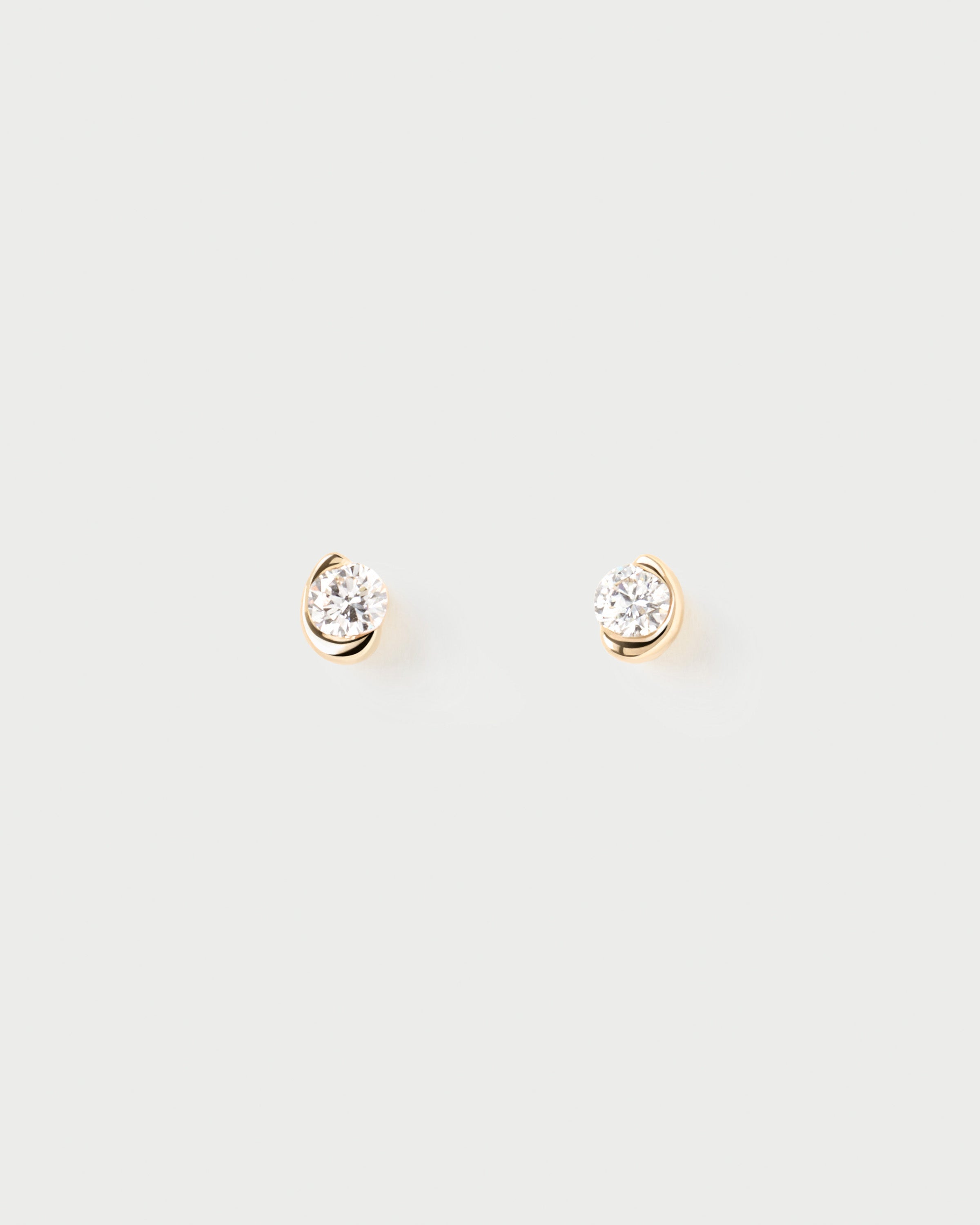 GRID Diamonds and Gold Delia Stud Earrings for Women - Elegant 14K Gold Plated Cubic Zirconia Earrings for Wedding, Party & Everyday Wear