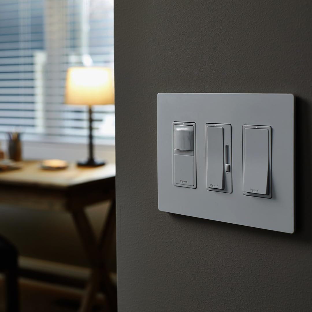 Legrand TM870WSLCC10 15 Amp Rocker Wall Switch with Locator Light - Single Pole Decorator Light Switch, White (1-Pack) - Perfect for Bedrooms, Hallways & Stairwells