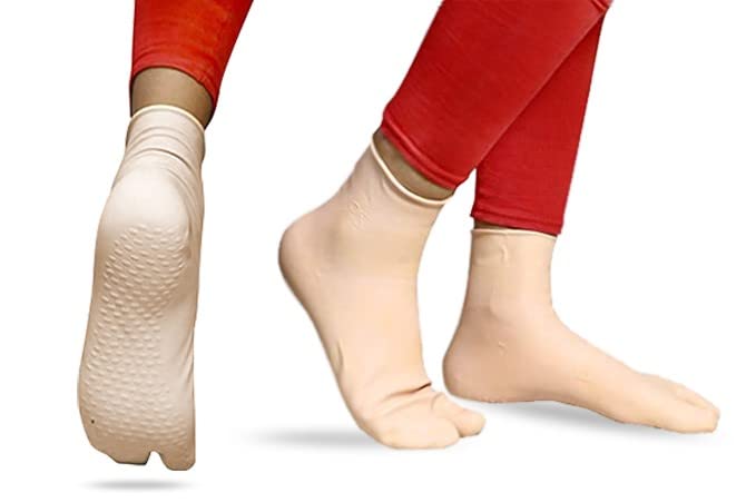 Premium Moisturizing Waterproof Socks for Cracked Heels & Calluses | Zency Footcare Heel Protector with Pain Relief | Anti-Slip Breathable Socks for Men & Women (Medium, 1 Pair) | Perfect for Dry Skin, Swollen Feet & Nighttime Foot Care
