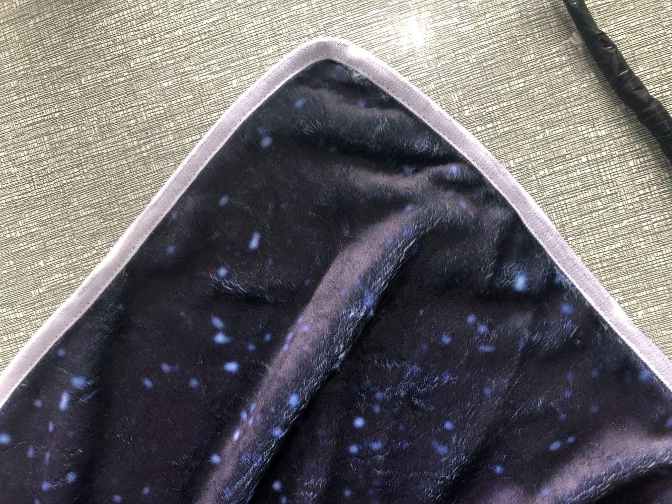 Soft Flannel Blanket Ultra Warm & Lightweight - 40