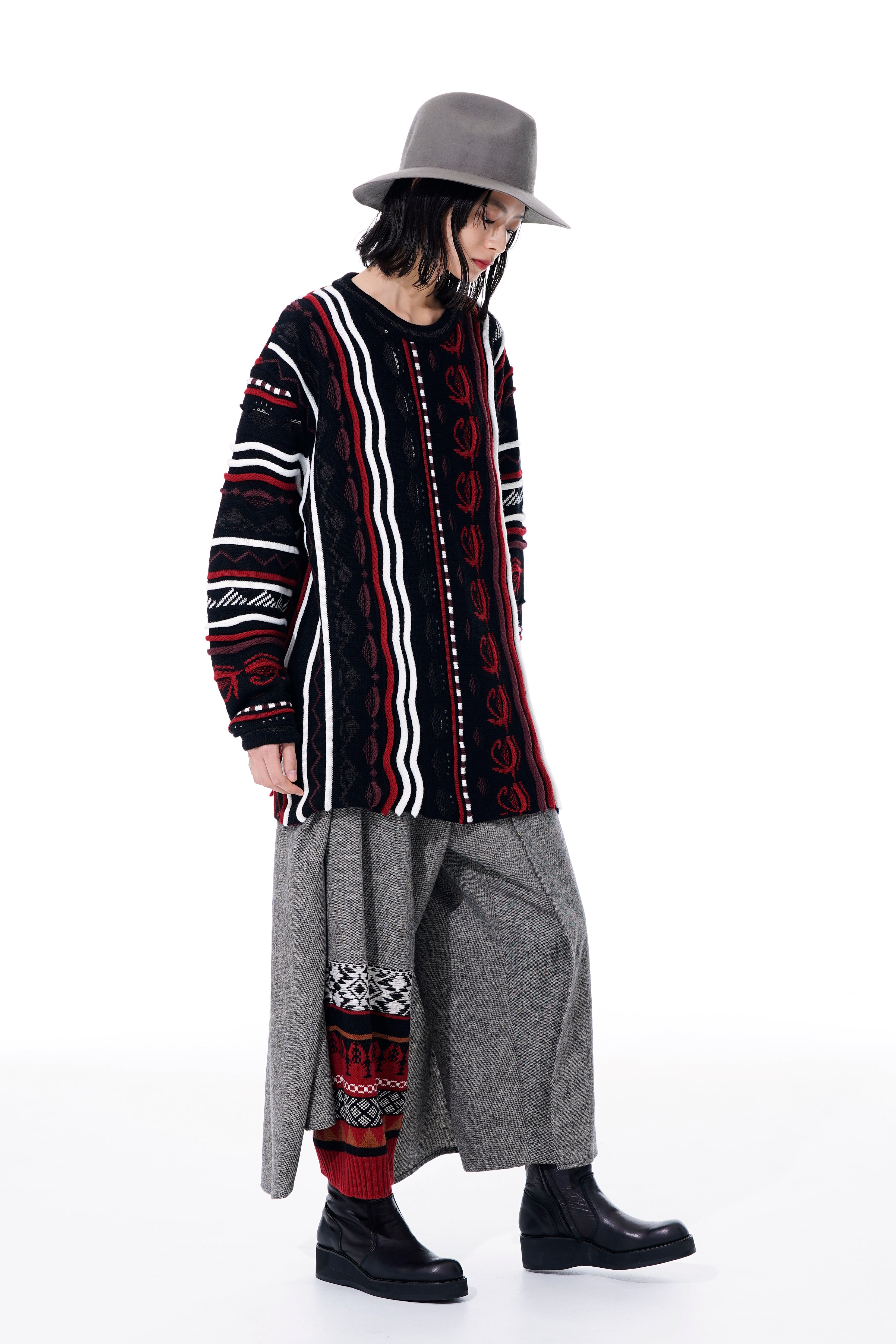 Bulky Wool 3D Multi-Color Pullover Knit Sweater - Cozy Winter Fashion for Women & Men | Perfect for Cold Weather & Outdoor Activities