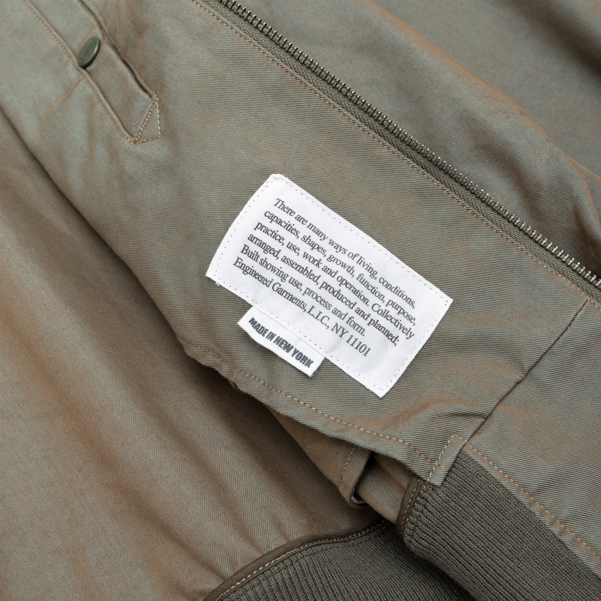 LL Jacket - Premium Lightweight Waterproof Windbreaker for Men & Women - Perfect for Hiking, Running, and Outdoor Adventures