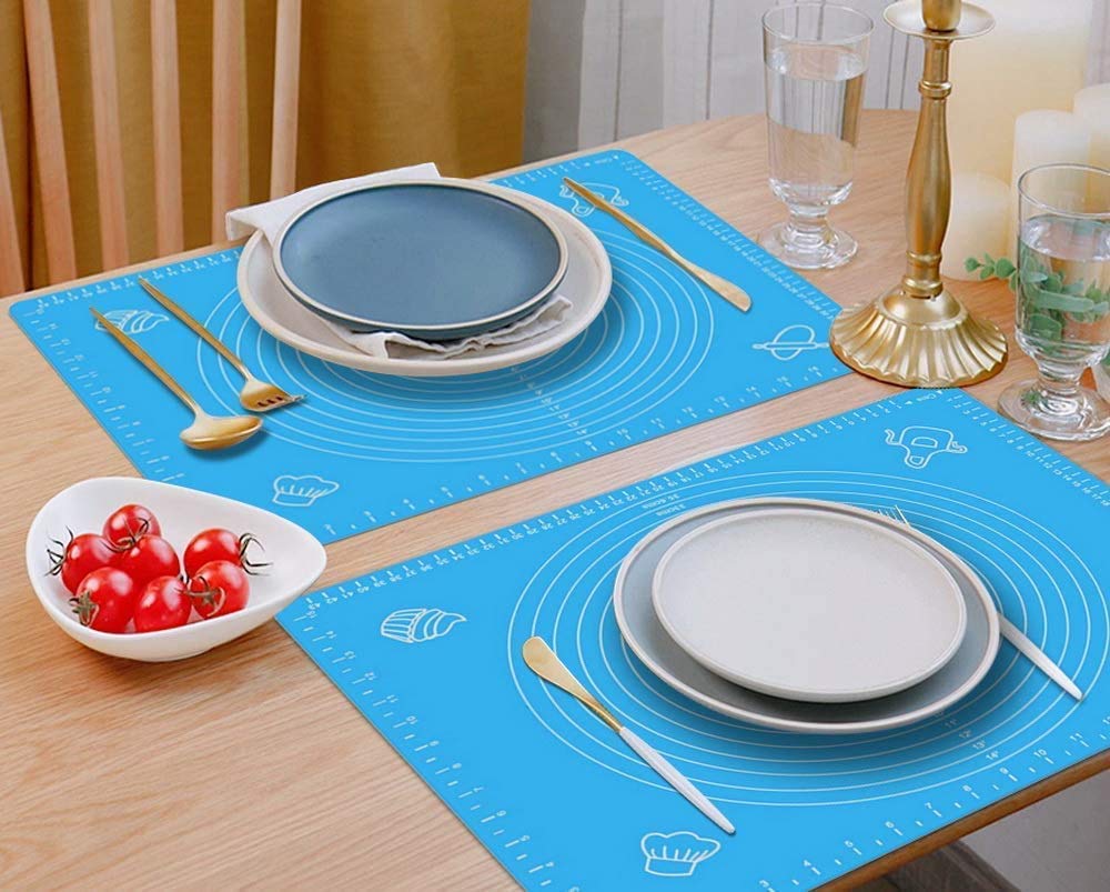 JAPP Silicone Baking Mat - Non-Stick Pastry Rolling Mat with Measurements for Fondant, Dough & Cookie Making - Reusable Kneading Mat (50x40cm) - Perfect for Home Bakers, Cake Decorating & Kitchen Baking Needs