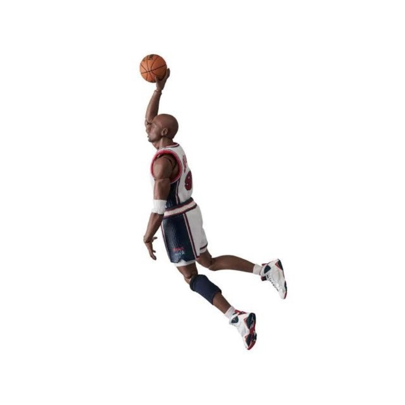 Medicom MAFEX Michael Jordan 1992 Olympic USA Team Action Figure Box Set - Perfect for Collectors, Basketball Fans & Home Display