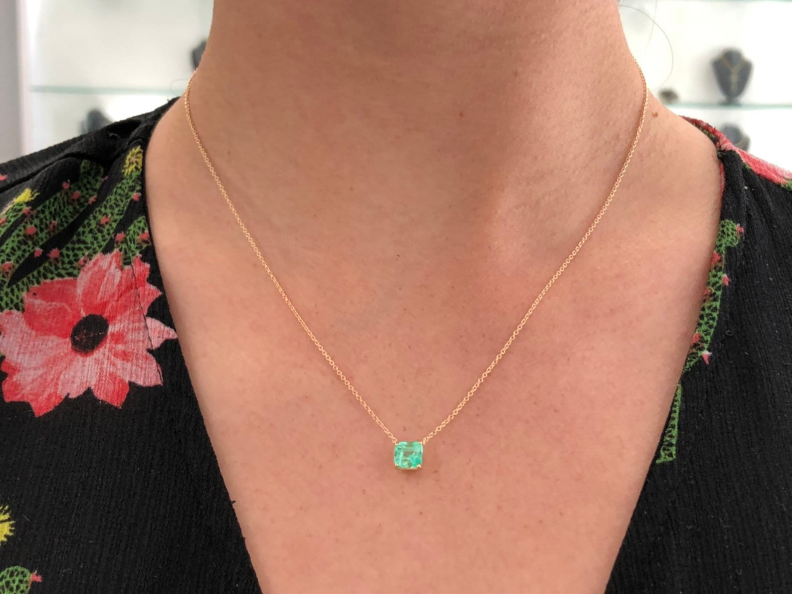 1.30 Carat Solitaire Rich Green Colombian Emerald Emerald Cut 14K Gold Necklace for Women - Elegant Jewelry Gift for Anniversary, Birthday & Special Occasions