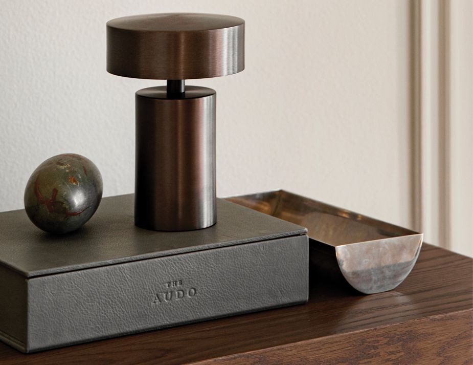 AUDO CPH Modern Wireless Table Lamp in Bronze - Perfect for Bedside, Living Room, and Office Decor