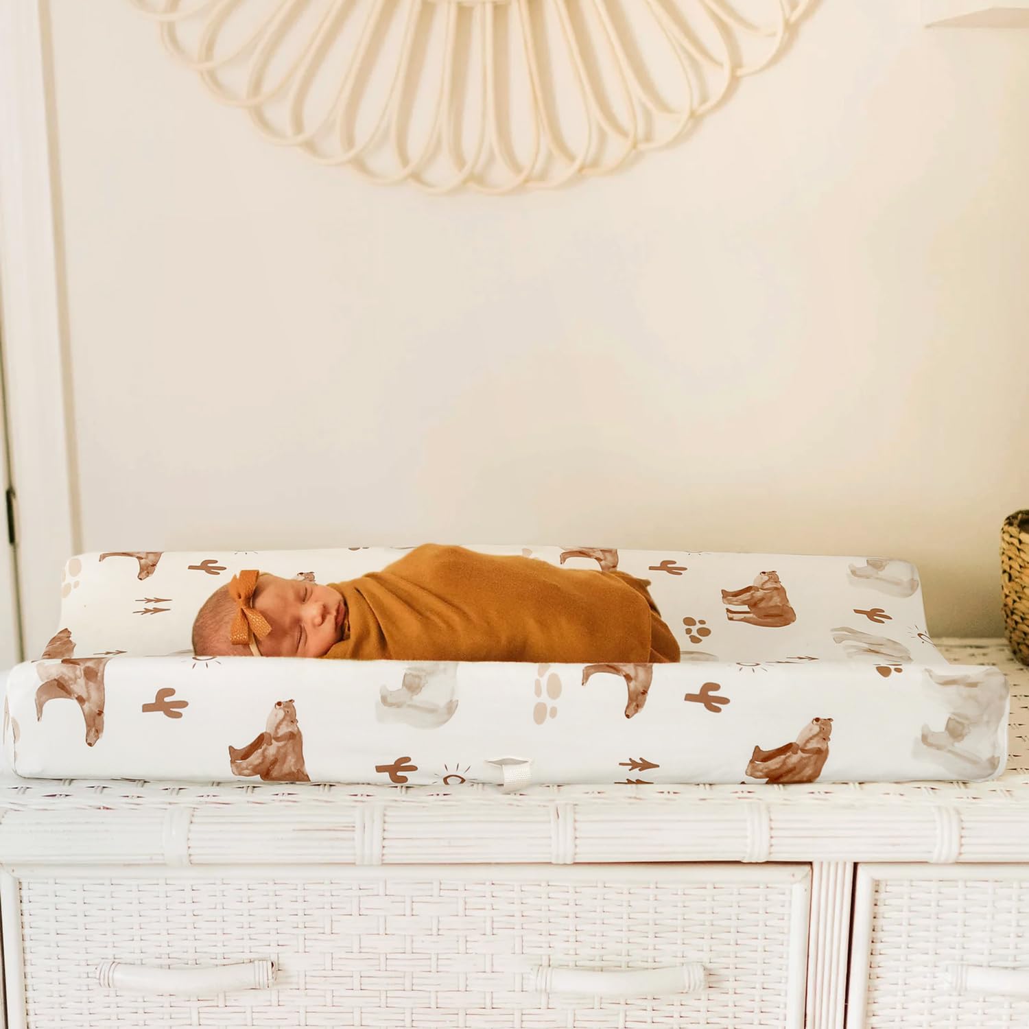 GRSSDER 2 Pack Stretch Jersey Knit Changing Pad Covers - Ultra Soft, Fits 32x16 & 34x16 Inch Changing Pads, Secure Fit with Sunny Bear Print - Perfect for Nursery, Baby Registry & Diaper Changing Stations
