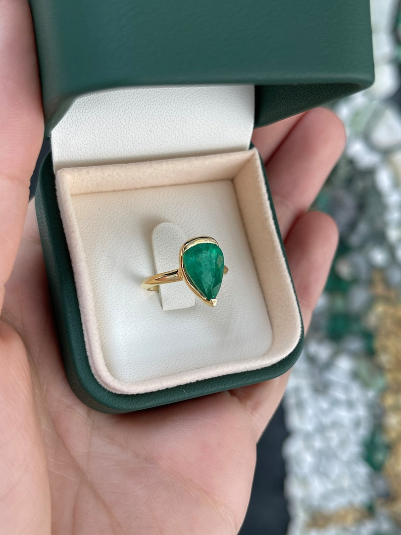 3.10ct 18K Gold Emerald Pear Cut Solitaire Ring - Rich Dark Green Gemstone for Engagement, Wedding & Special Occasions