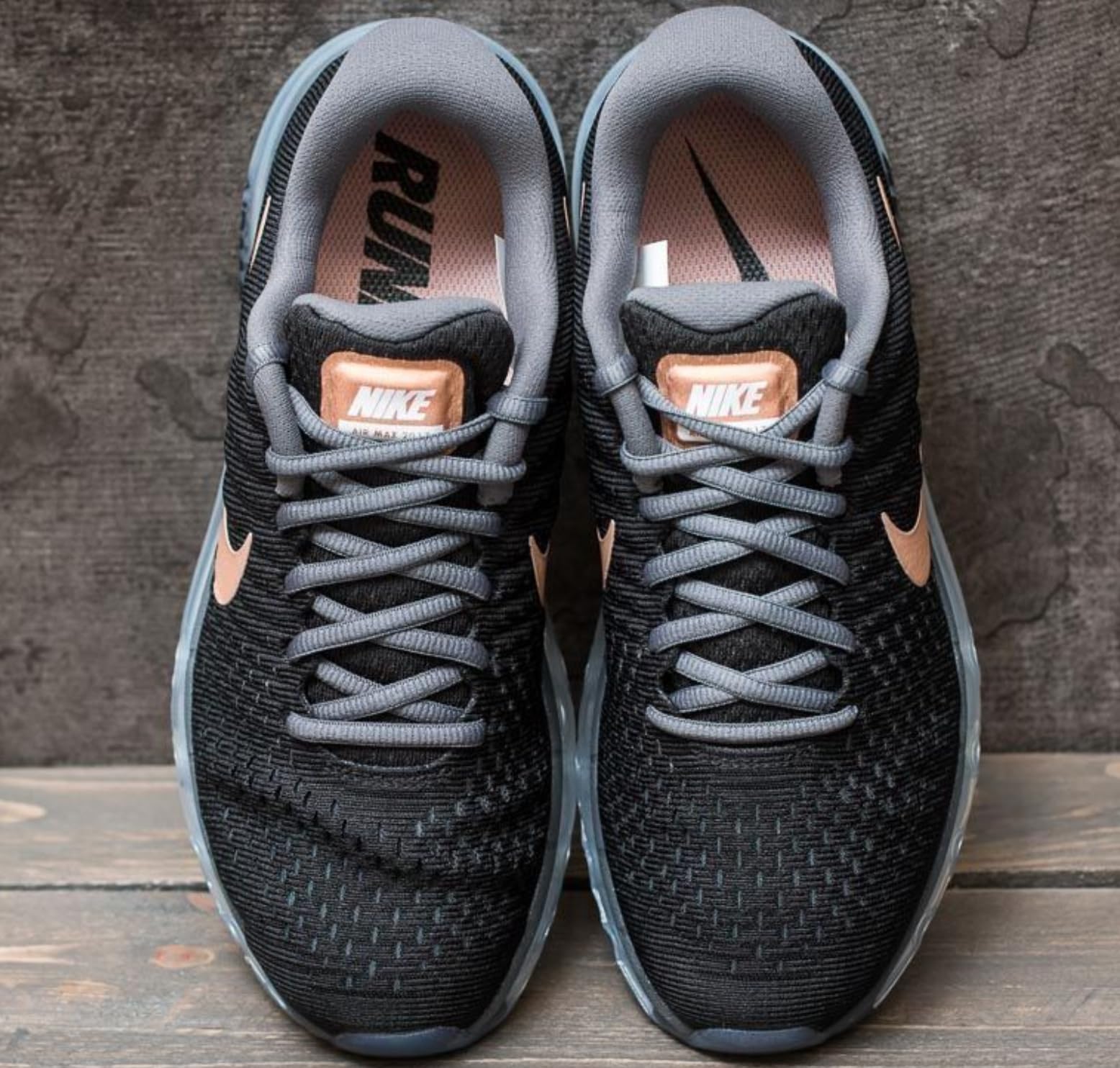 Nike Women's Air Max 2017 Running Shoes - Black/Metallic Red/Bronze - Size 8 | Lightweight Cushioned Sneakers for Jogging, Gym Workouts & Everyday Comfort