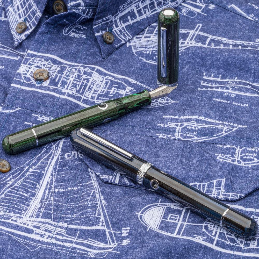 Nahvalur (Narwhal) Nautilus Fountain Pen - Premium Chelonia Green Resin - Perfect for Journaling, Calligraphy & Gift Giving