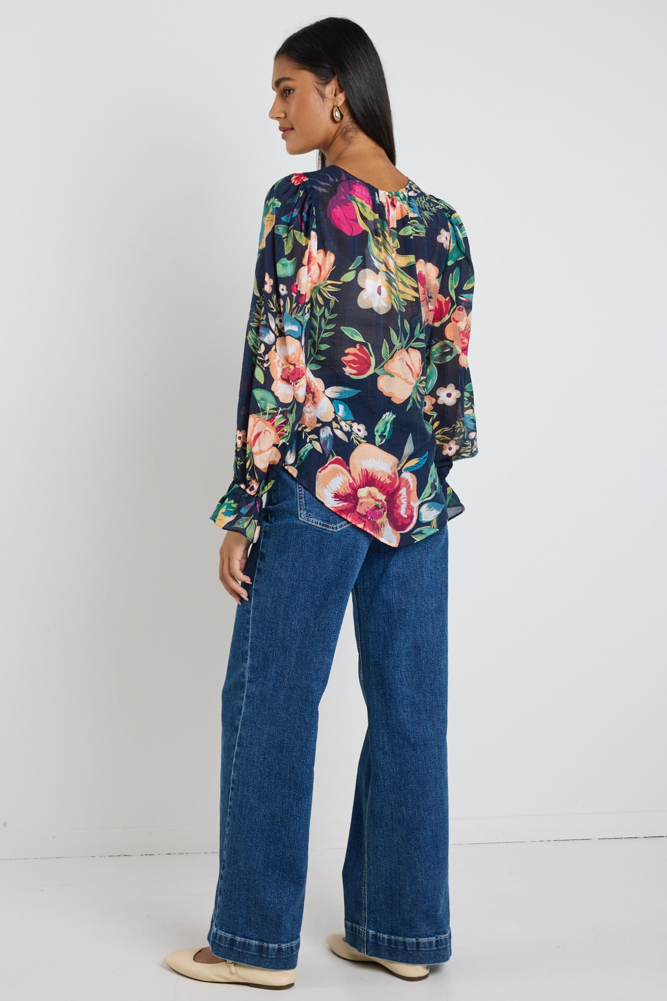 Endless Navy Floral Blouse with Long Sleeves - Women's Vibrant Floral Print Tunic Top for Casual Wear & Office Outfits