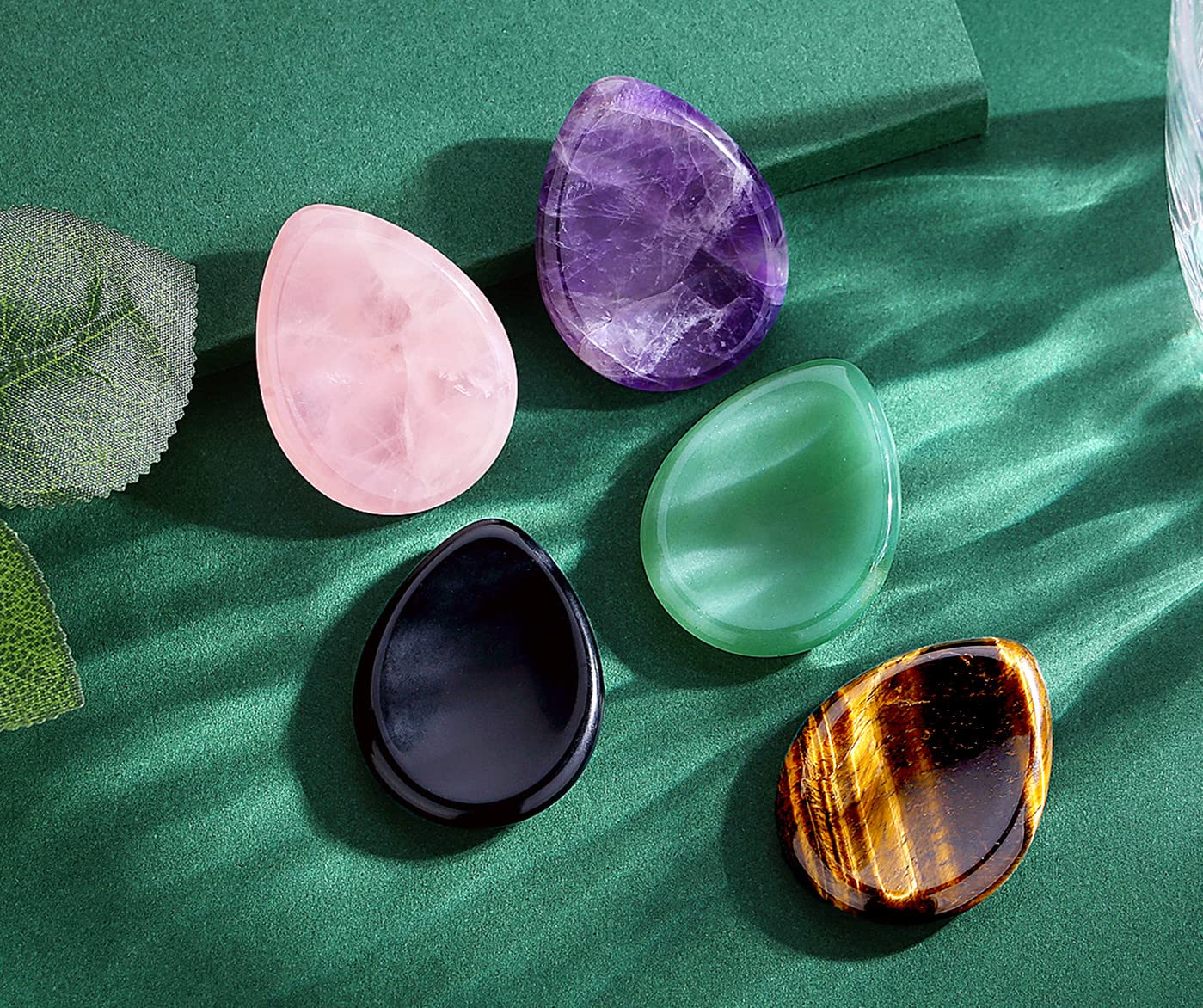 2PCS Amethyst & Obsidian Worry Stones - Hand Carved Healing Crystals for Anxiety Relief, Meditation & Reiki Therapy | Pocket Gemstones for Stress Relief & Relaxation (Perfect for Office, Travel & Home Meditation)