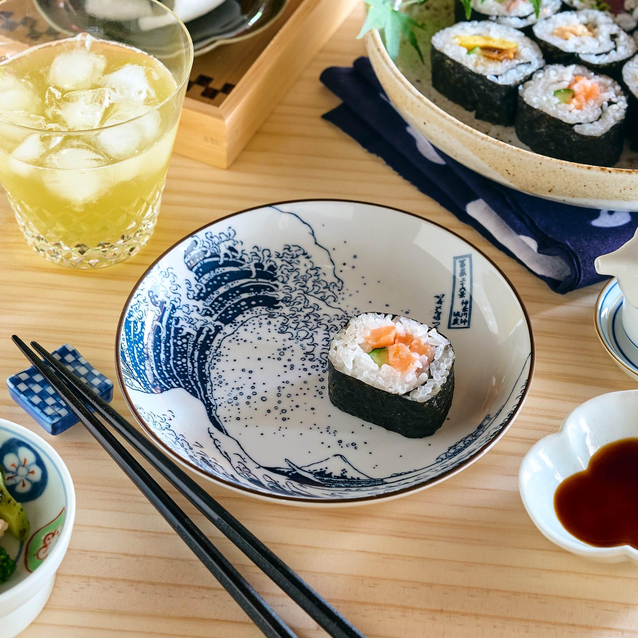 Blue Hokusai Wave Design Ceramic Dessert Plate - Perfect for Japanese Tea Ceremonies, Dessert Serving & Home Decor