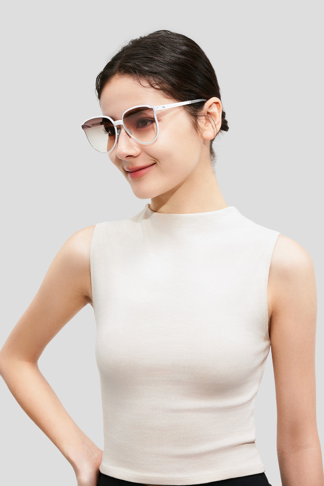 Ultra Lightweight Slimline Foldable Sunglasses UV400 Protection - Perfect for Travel, Running, and Outdoor Activities