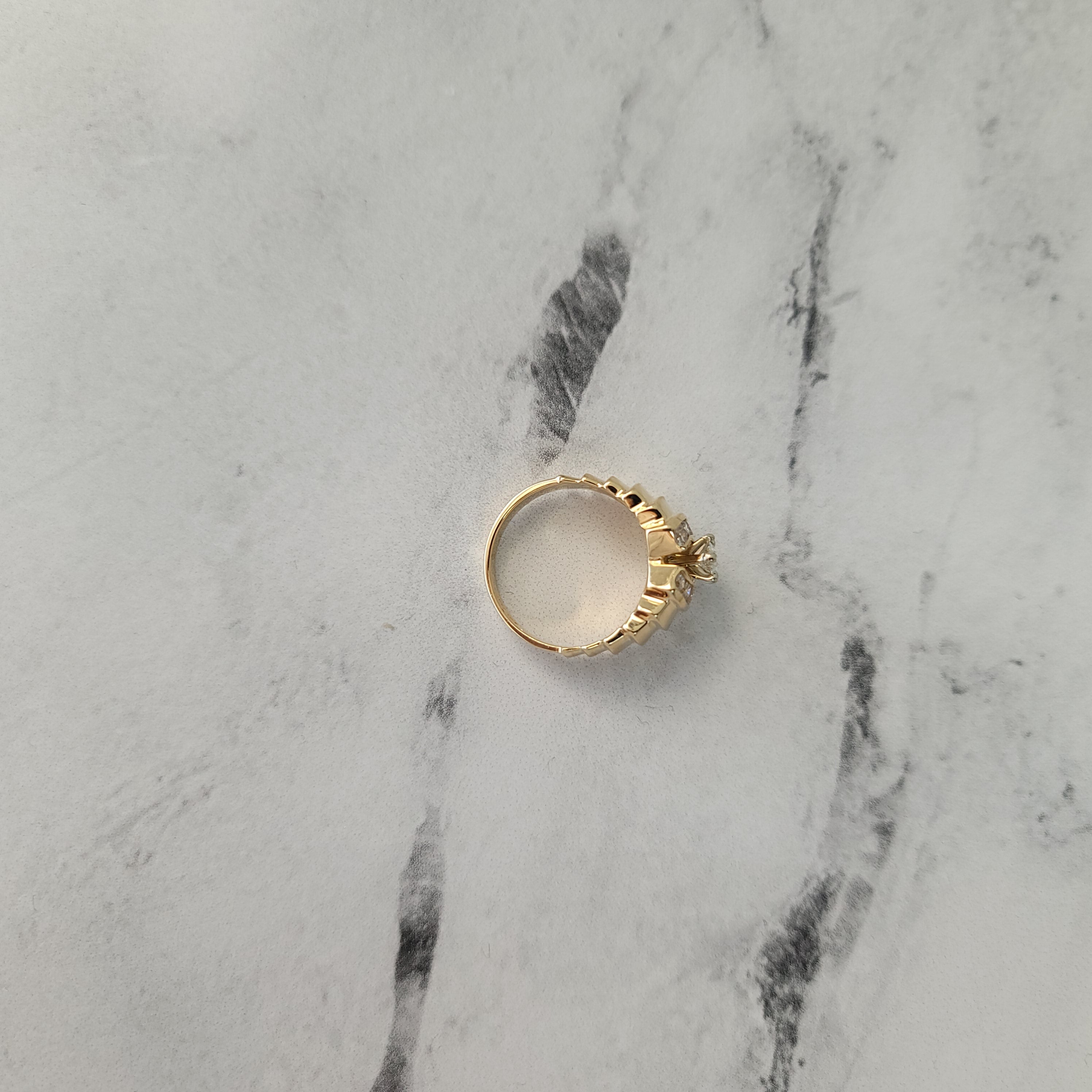 Exquisite Marquise Cut Diamond Engagement Ring with Accent Stones | Perfect for Proposals & Anniversaries
