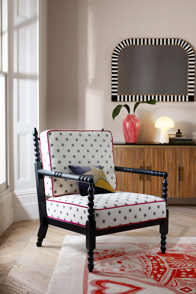 Handmade Folk Bobbin Chair - Vintage Spindle Back Dining Chair for Farmhouse, Cottage & Rustic Decor - Perfect for Dining Rooms, Kitchens & Country Homes