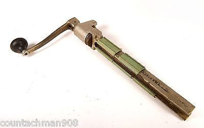 Edlund #1 Manual Can Opener - Heavy Duty Commercial Grade Kitchen Tool for Restaurants, Camping & Home Use