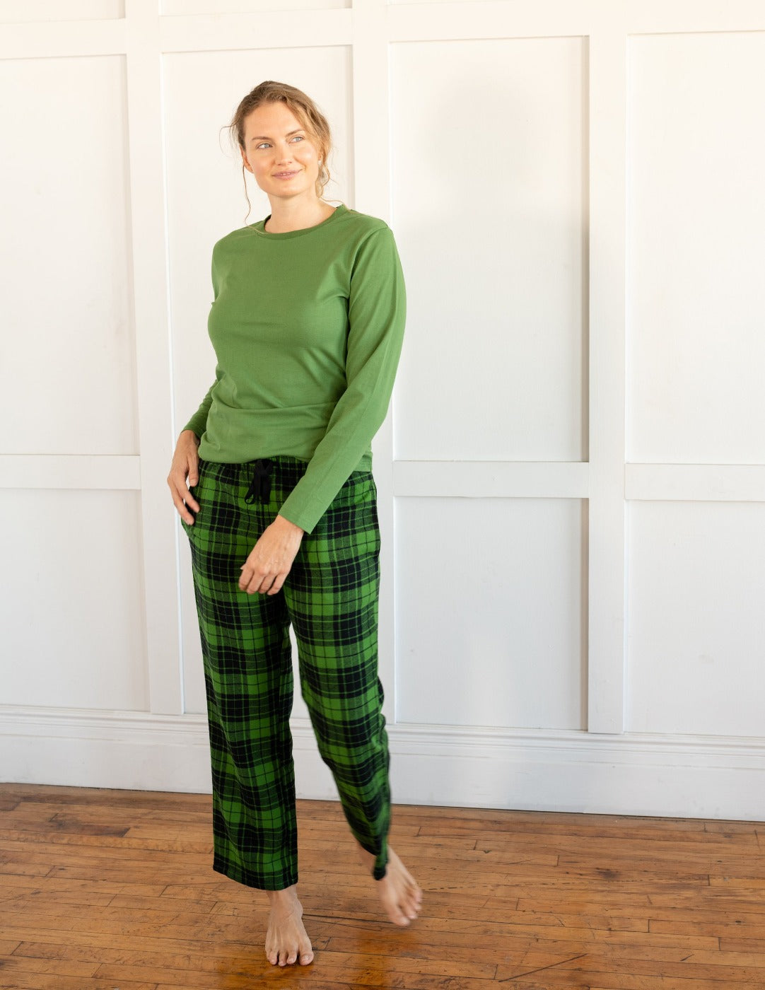 Women's Green and Black Plaid Flannel Pajama Set - Soft & Cozy Sleepwear for Winter Nights - Perfect for Lounging, Sleeping, and Cold Weather Comfort