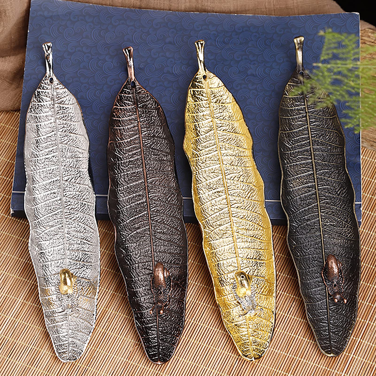 U-MATE Alloy Lucky Leaf & Cute Snail Incense Stick Holder Burner with Ash Catcher - Oriental Aroma Kodo Set for Home Decor, Meditation, Yoga & SPA (Gold) - Perfect for Relaxation, Zen Spaces & Aromatherapy