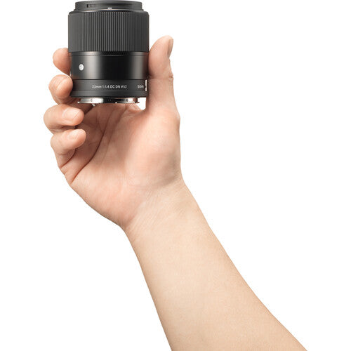 Sigma 23mm f/1.4 DC DN Contemporary Lens for Sony E Mount & Fujifilm X Mount - Fast Aperture Prime Lens for Portraits, Street & Low Light Photography