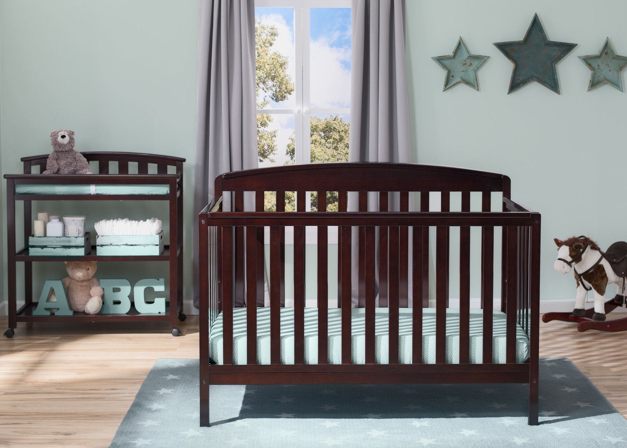 Brayden 4-in-1 Convertible Baby Crib with Toddler Bed & Daybed - Nursery Furniture for Newborns & Kids - Perfect for Bedrooms & Daycare Centers