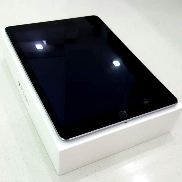 Apple iPad Air 2 64GB WiFi Only - Lightweight Tablet for Work, Study & Entertainment | Portable Device for Business, Online Classes & Streaming