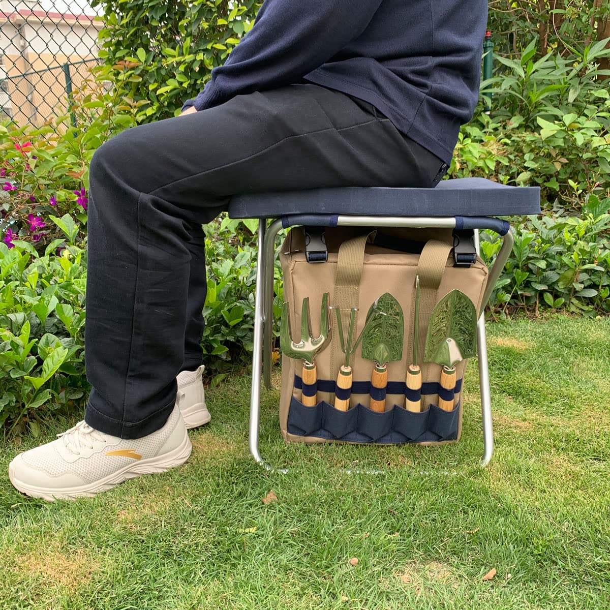 **Foldable Garden Stool with 5 Gardening Tools & Insulated Storage Bag - Ergonomic Kneeler for Outdoor Planting, Weeding, and Landscaping (Navy Blue)**