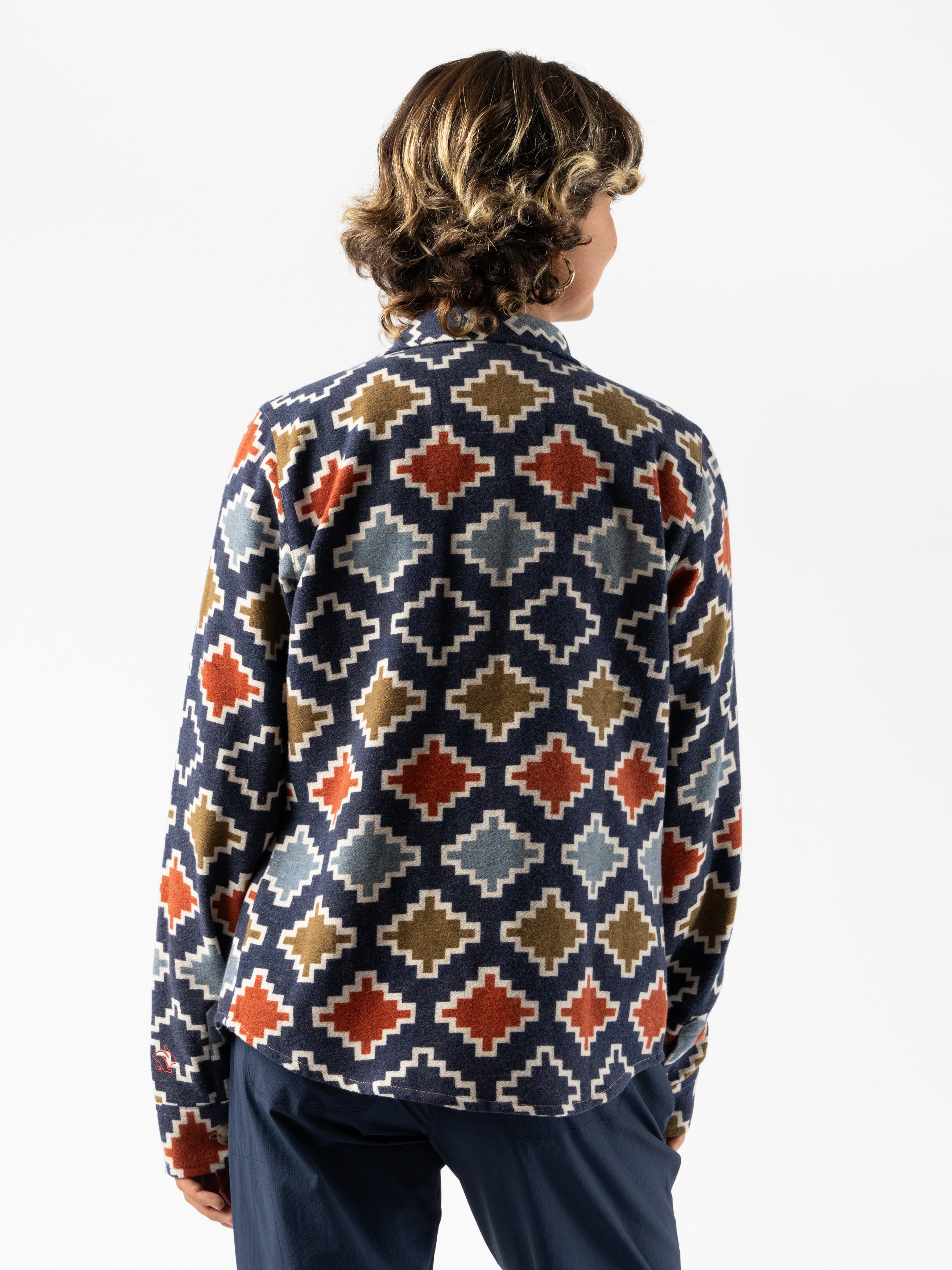 High Country Long Sleeve Merino Wool Base Layer - Warm & Breathable for Hiking, Skiing & Outdoor Adventures